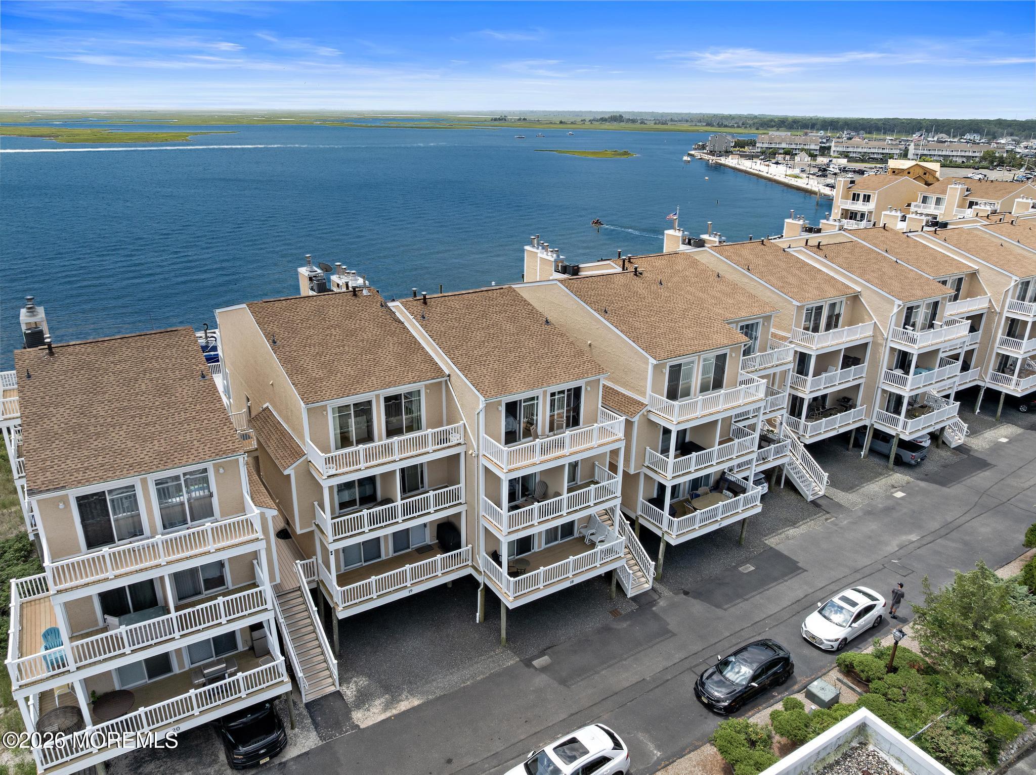 401 Bay Shore Drive 18B