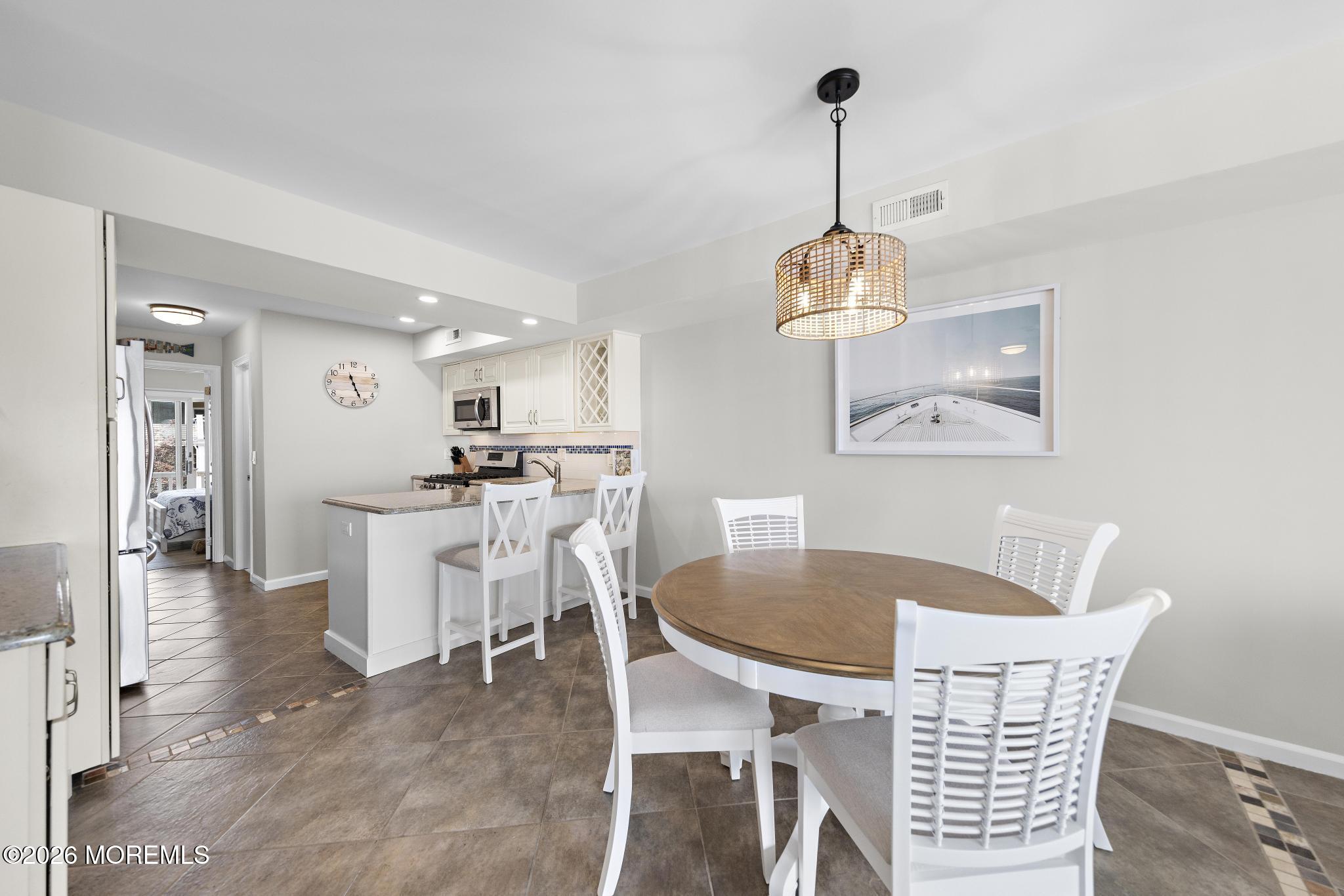 401 Bay Shore Drive 18B