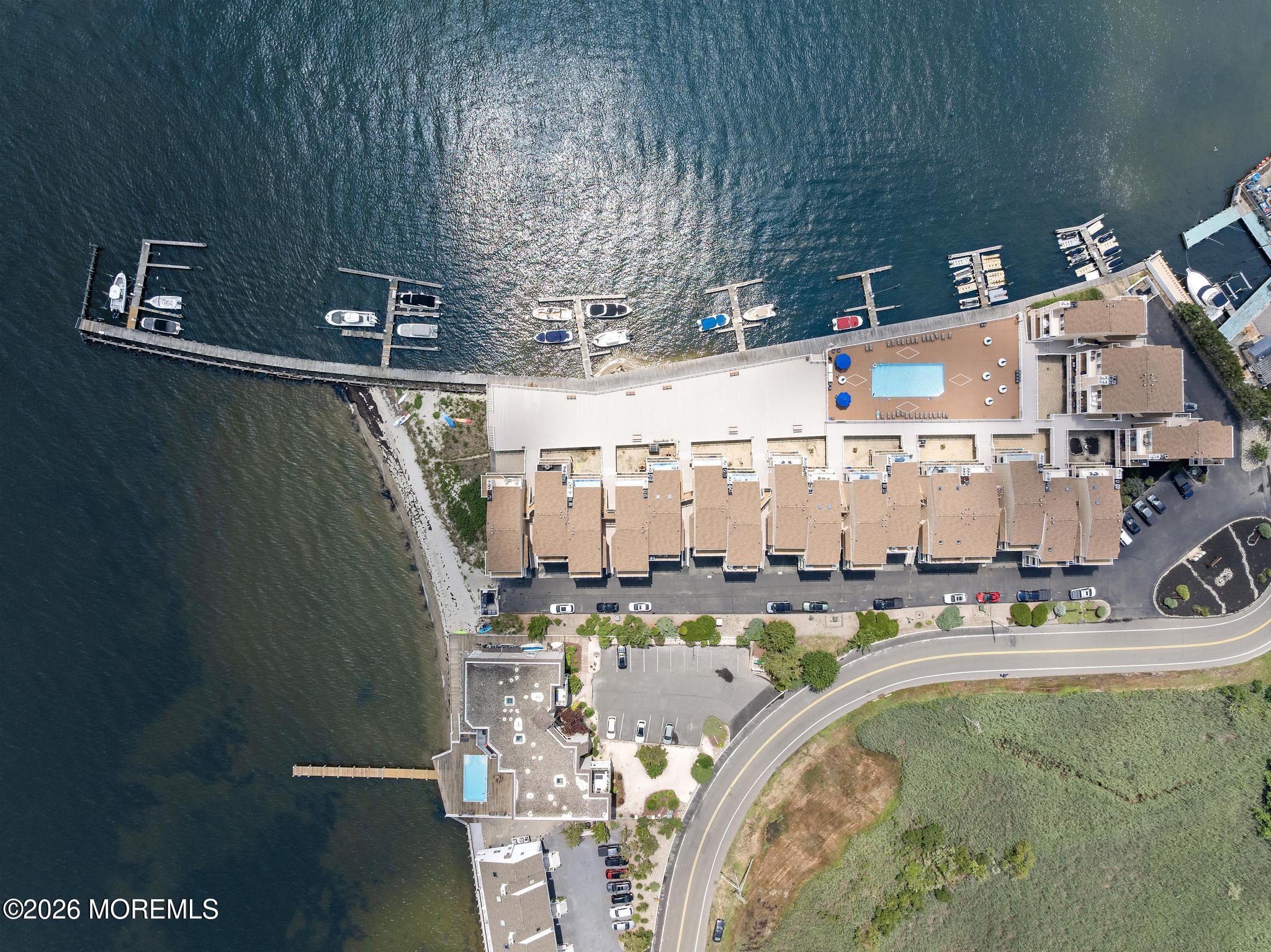 401 Bay Shore Drive 18B