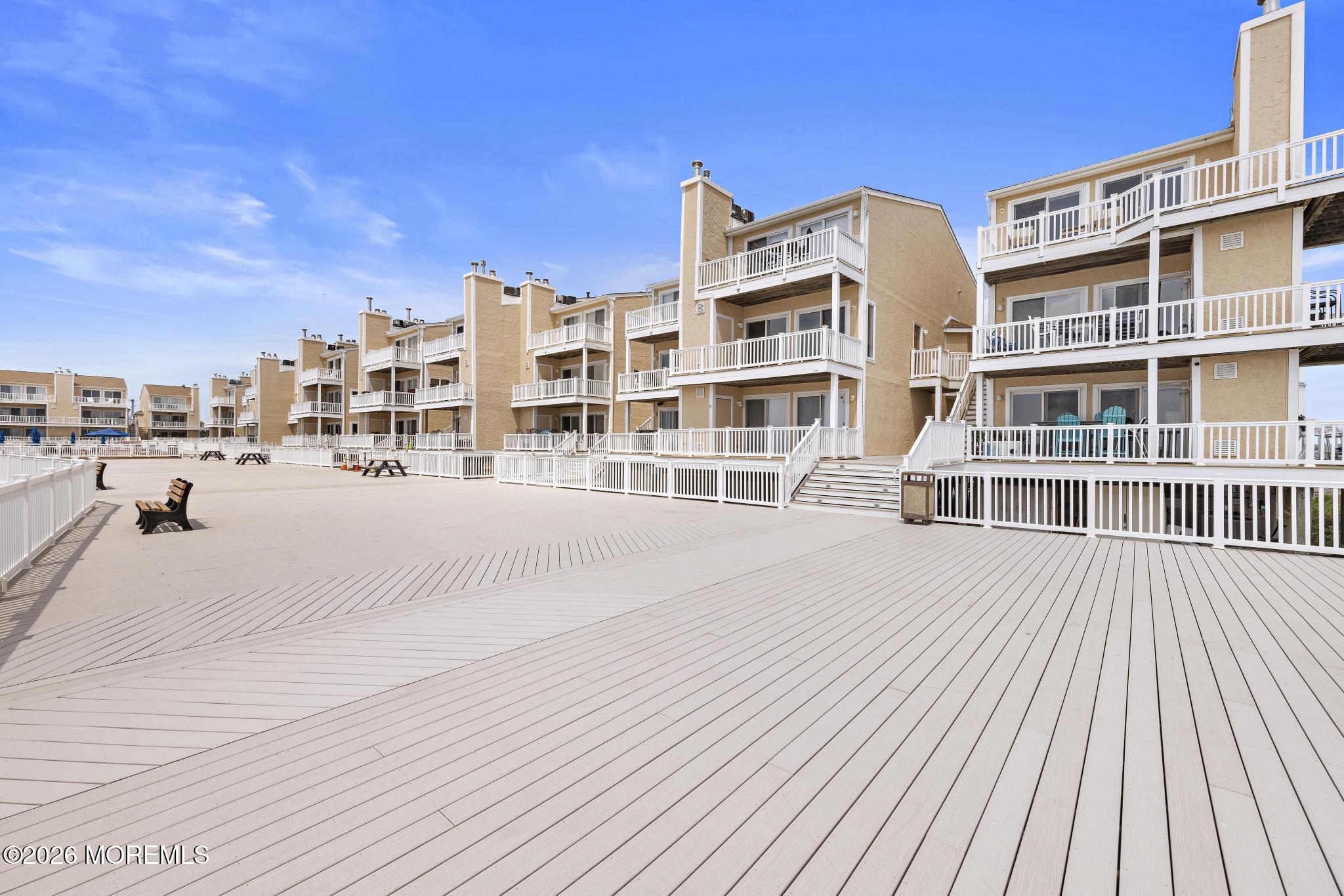 401 Bay Shore Drive 18B