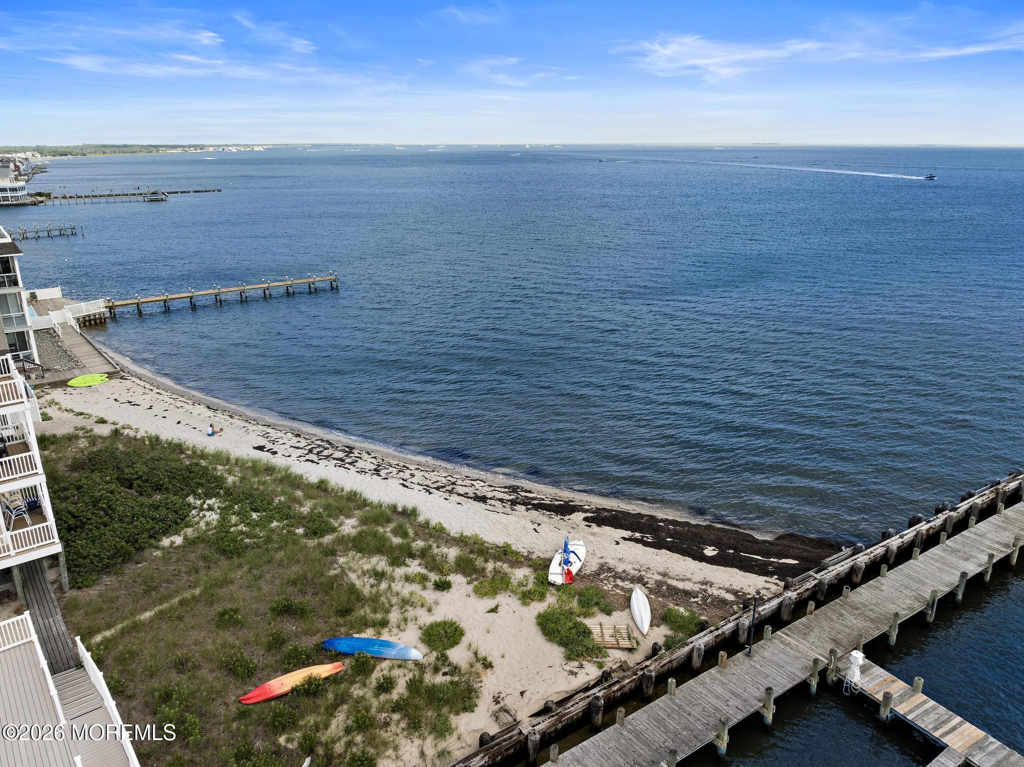 401 Bay Shore Drive 18B