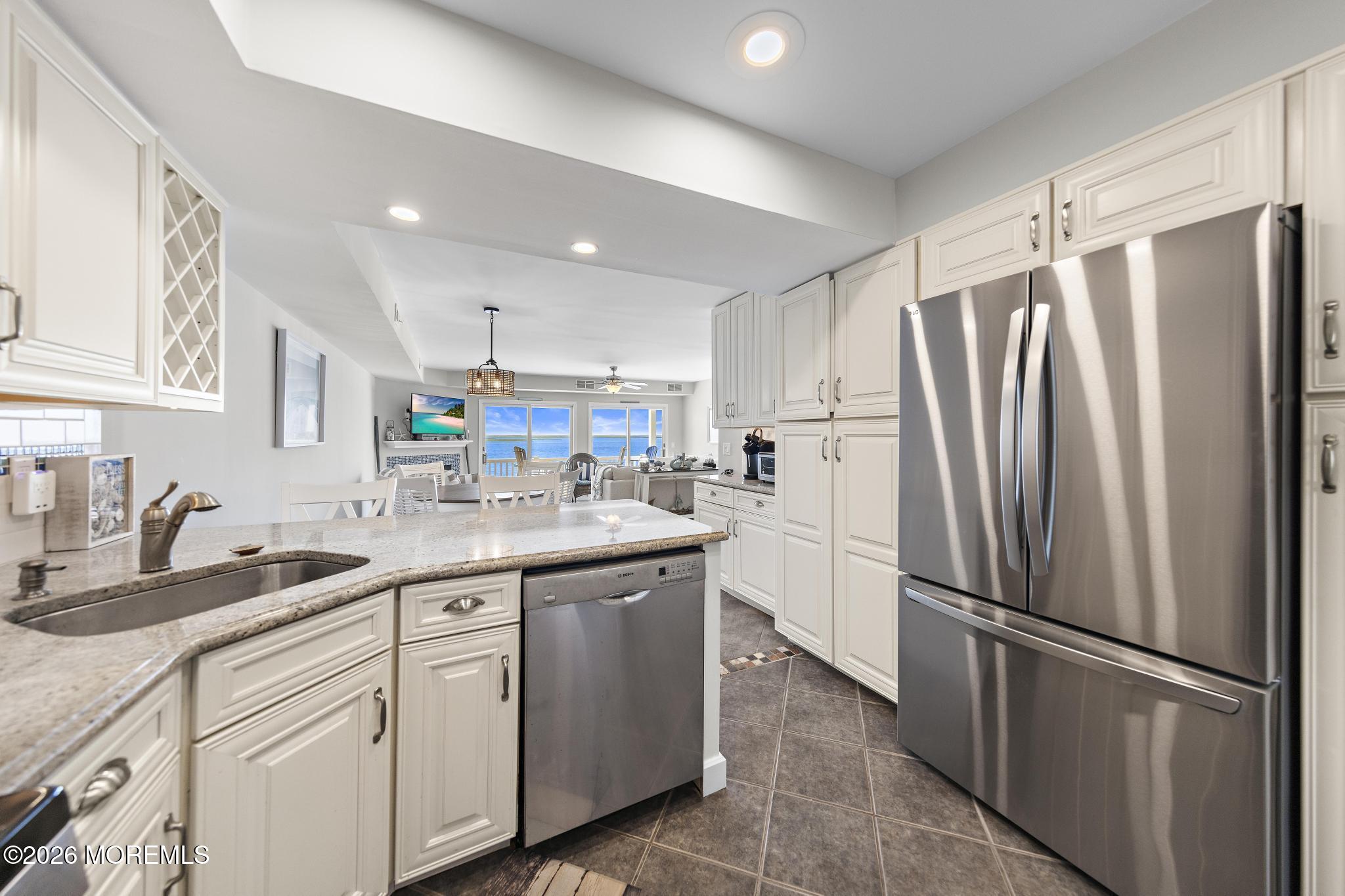 401 Bay Shore Drive 18B