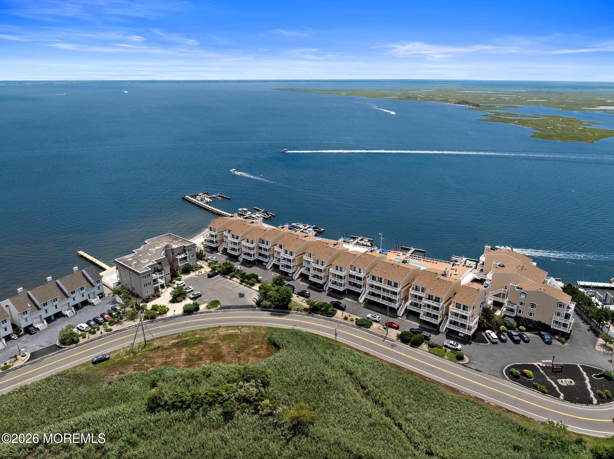 401 Bay Shore Drive 18B