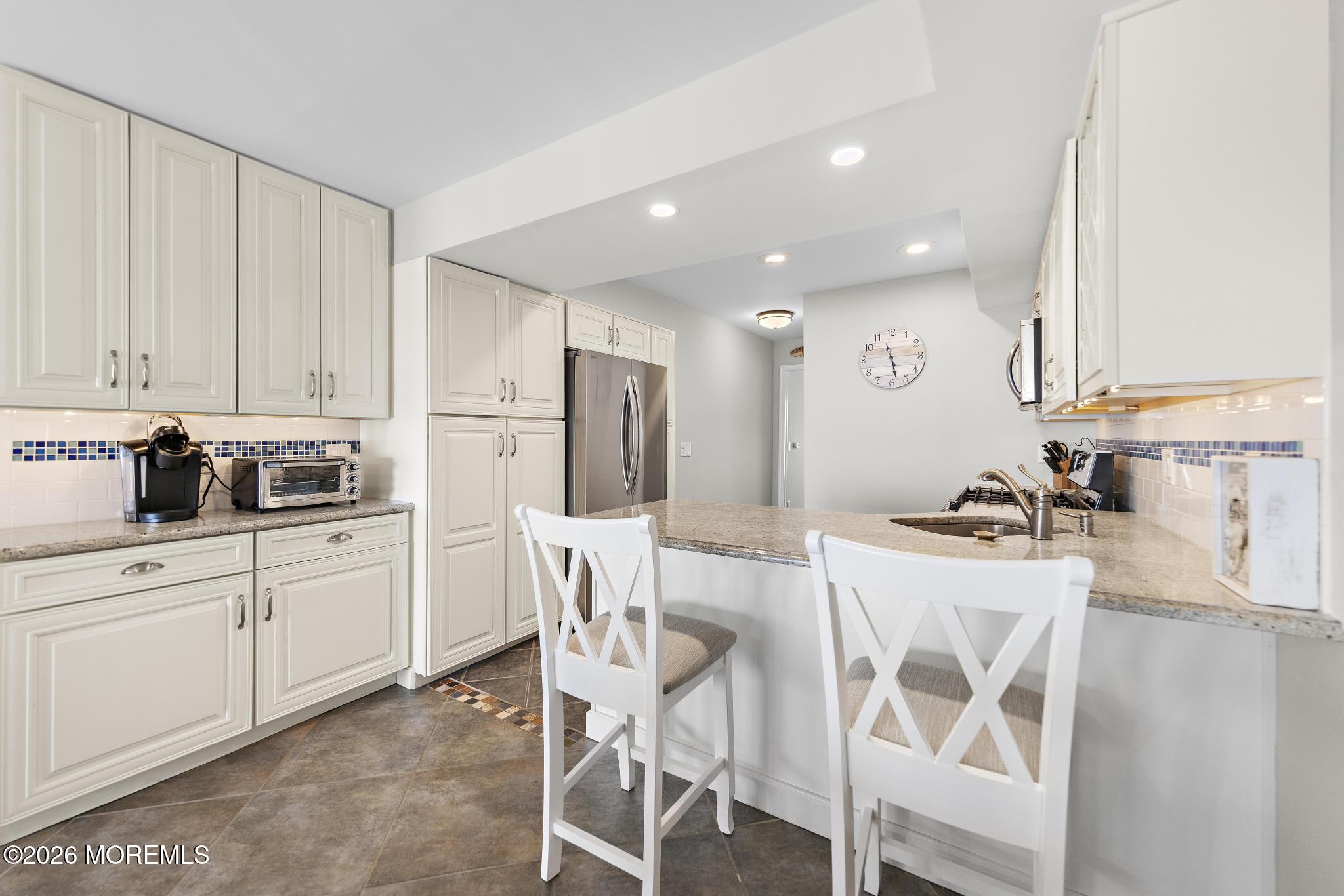 401 Bay Shore Drive 18B