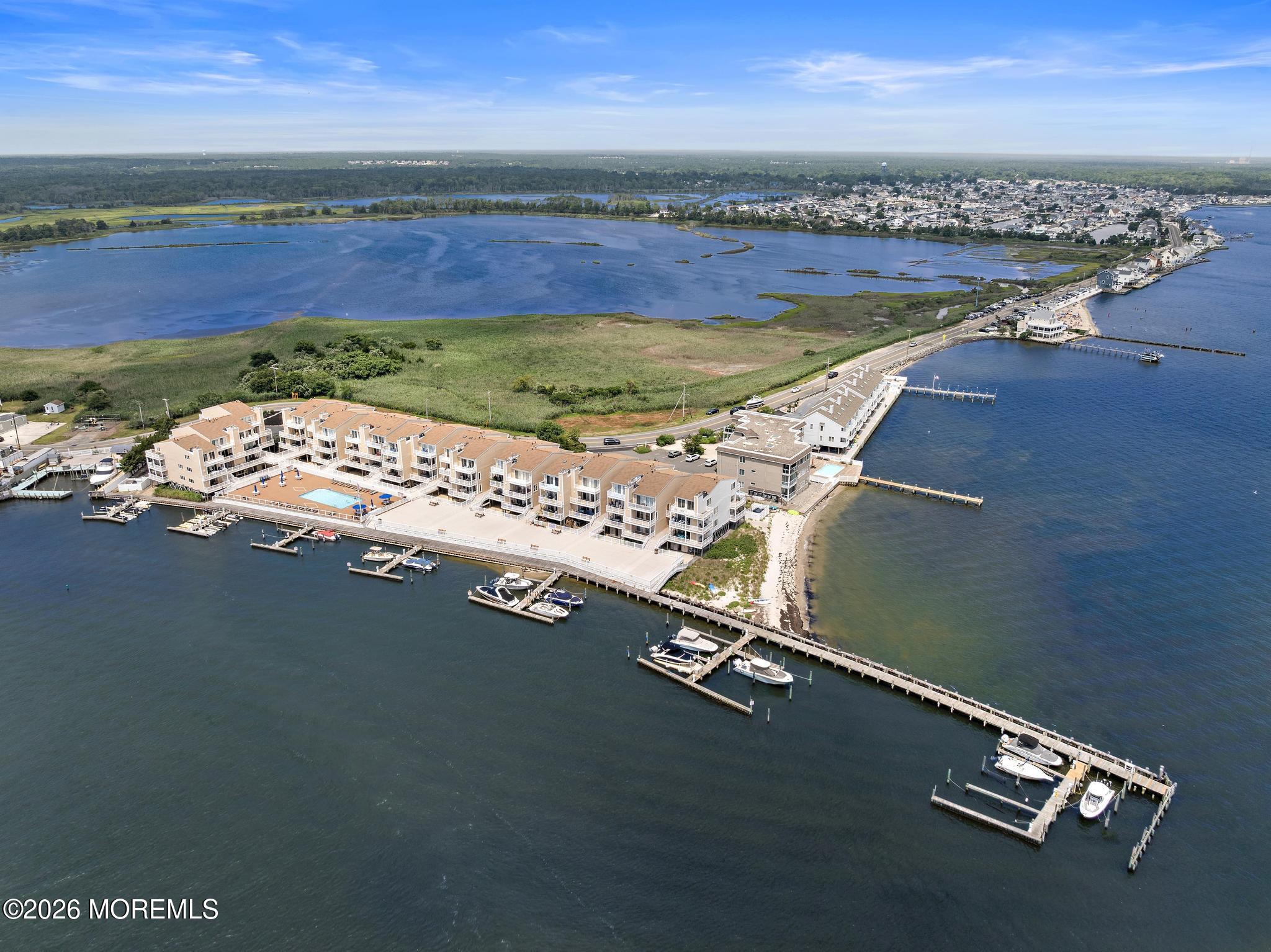 401 Bay Shore Drive 18B