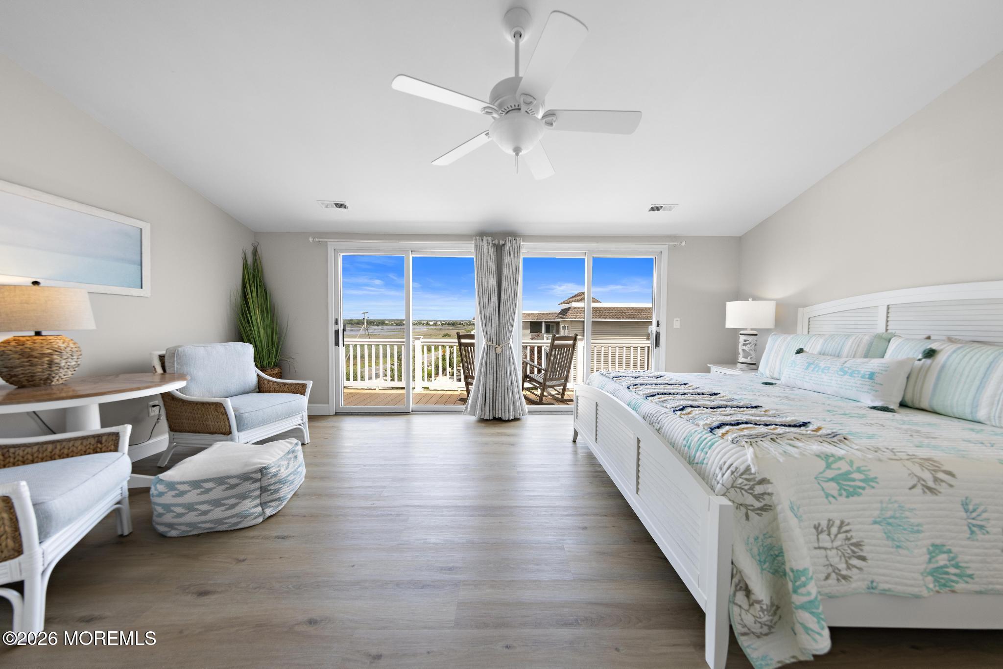 401 Bay Shore Drive 18B