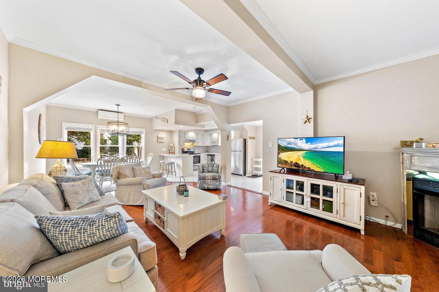 130 Chatsworth Avenue 1