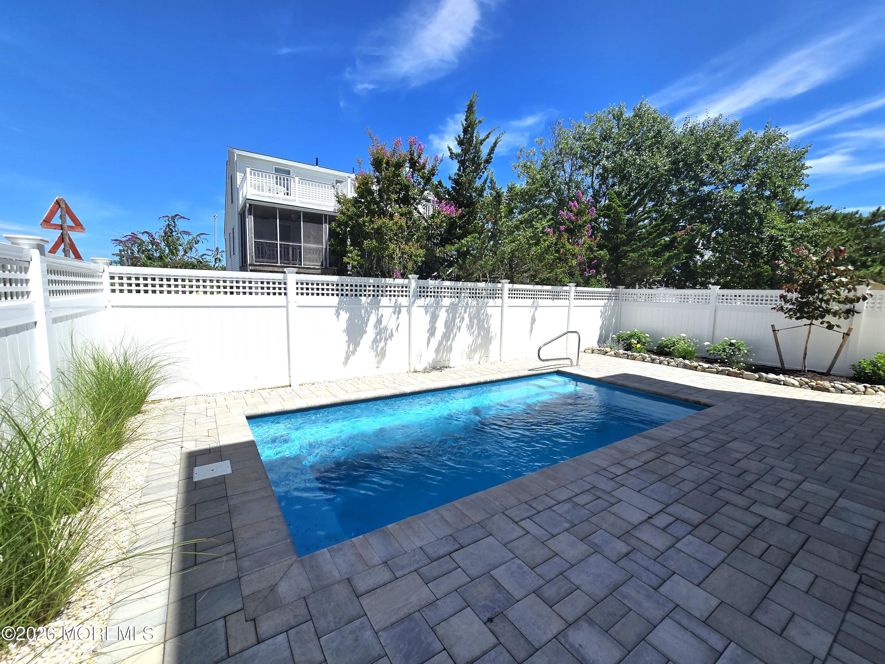 7B Cohasset Road