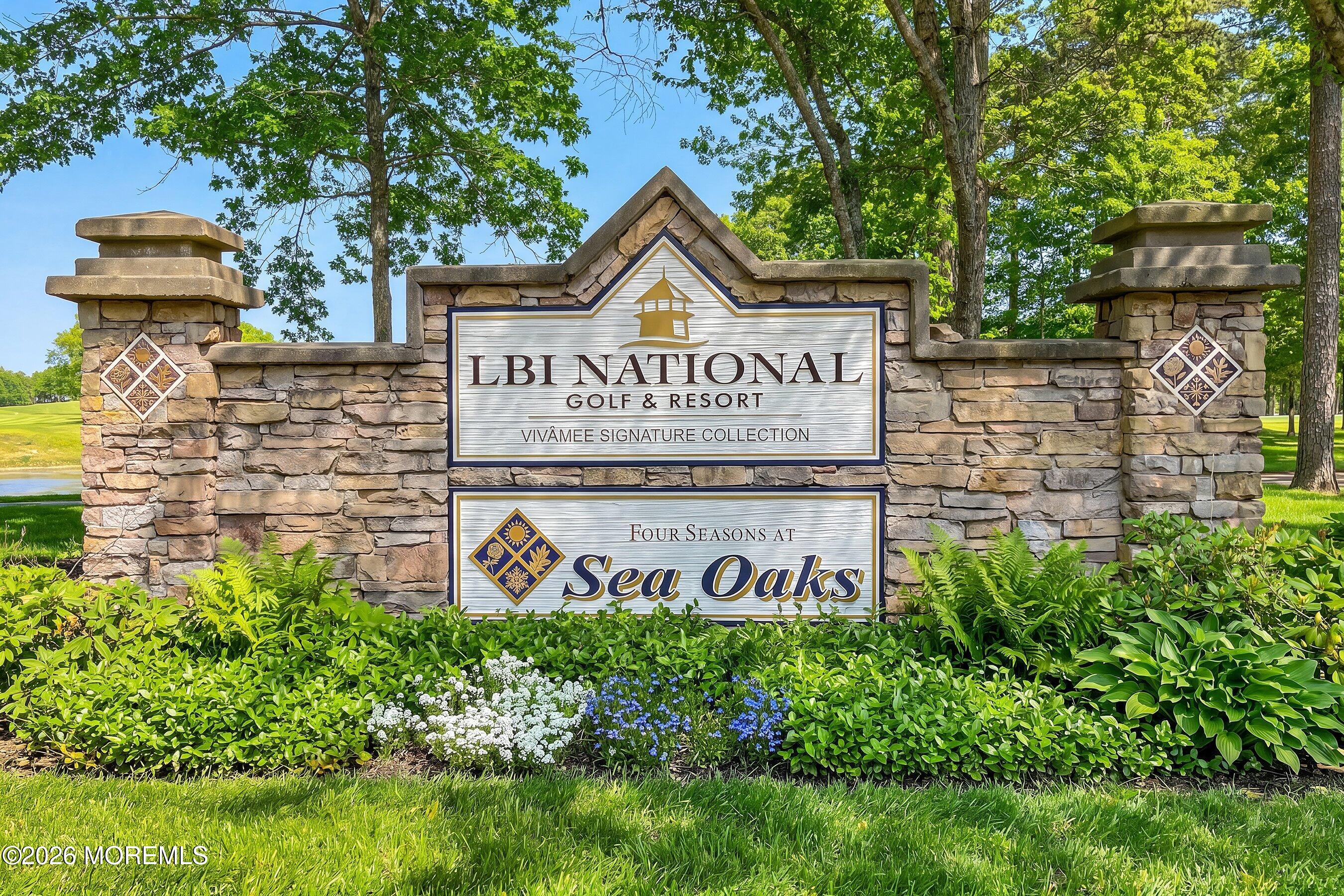 379 Golf View Drive