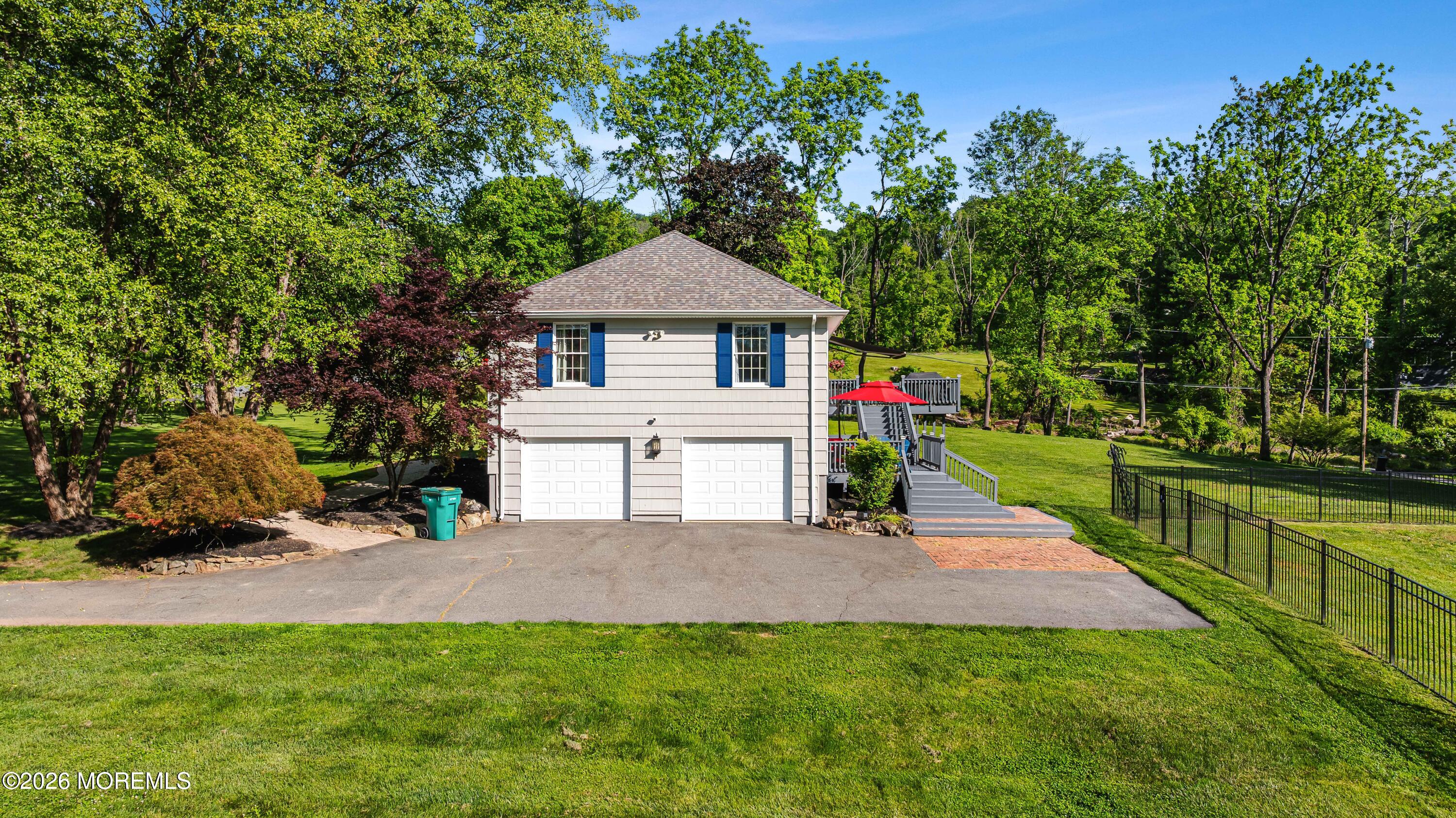 97 Beacon Hill Road