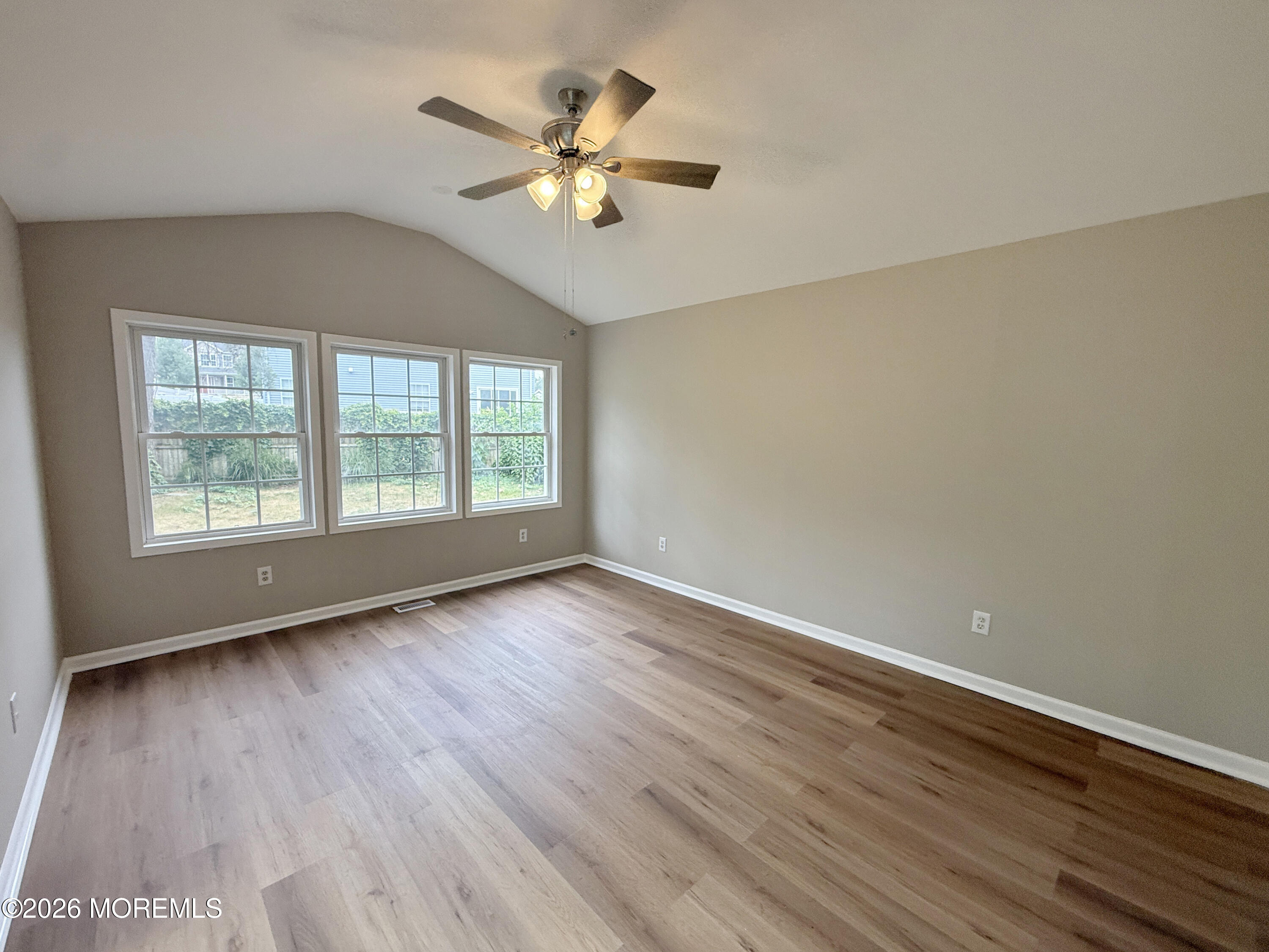 112 Lubbers Lane