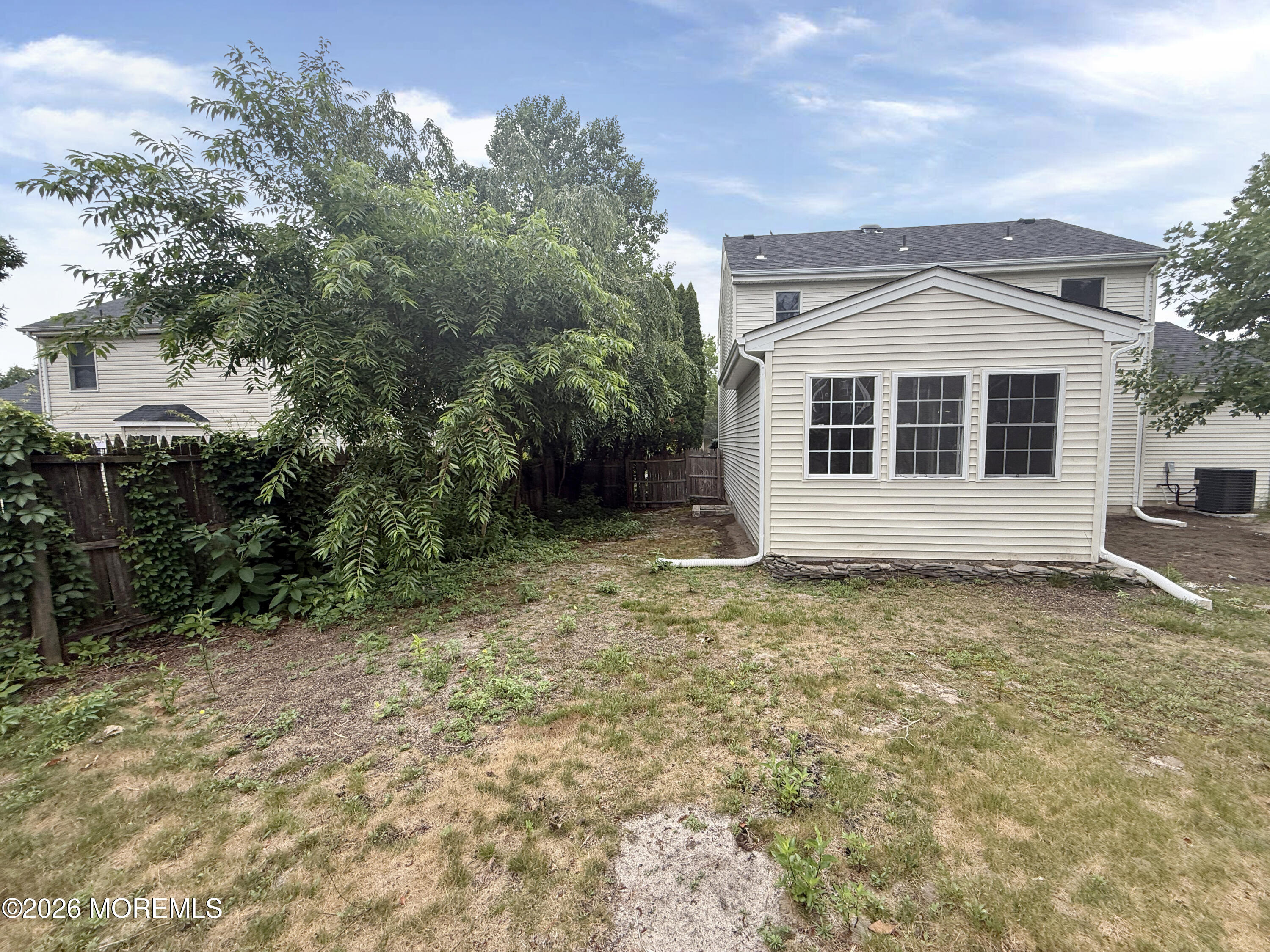 112 Lubbers Lane