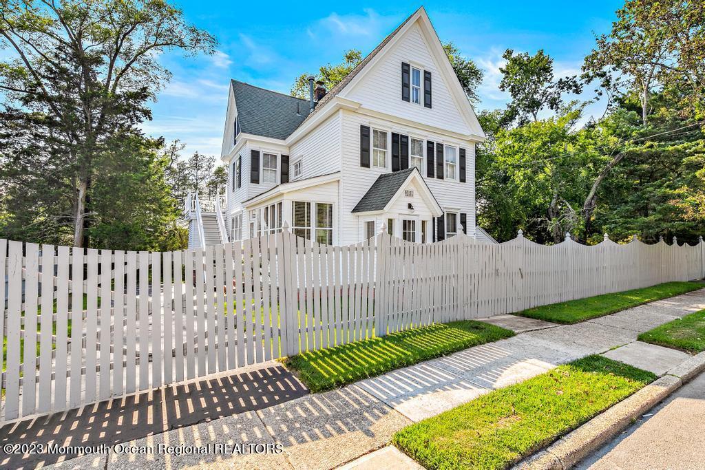 388 S Green Street