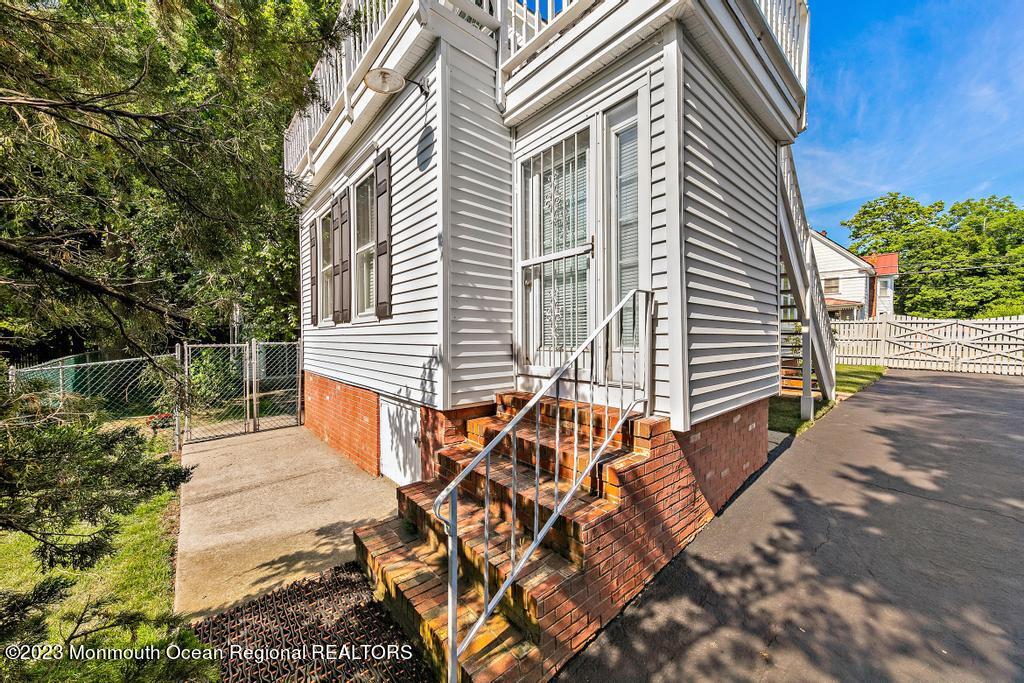 388 S Green Street