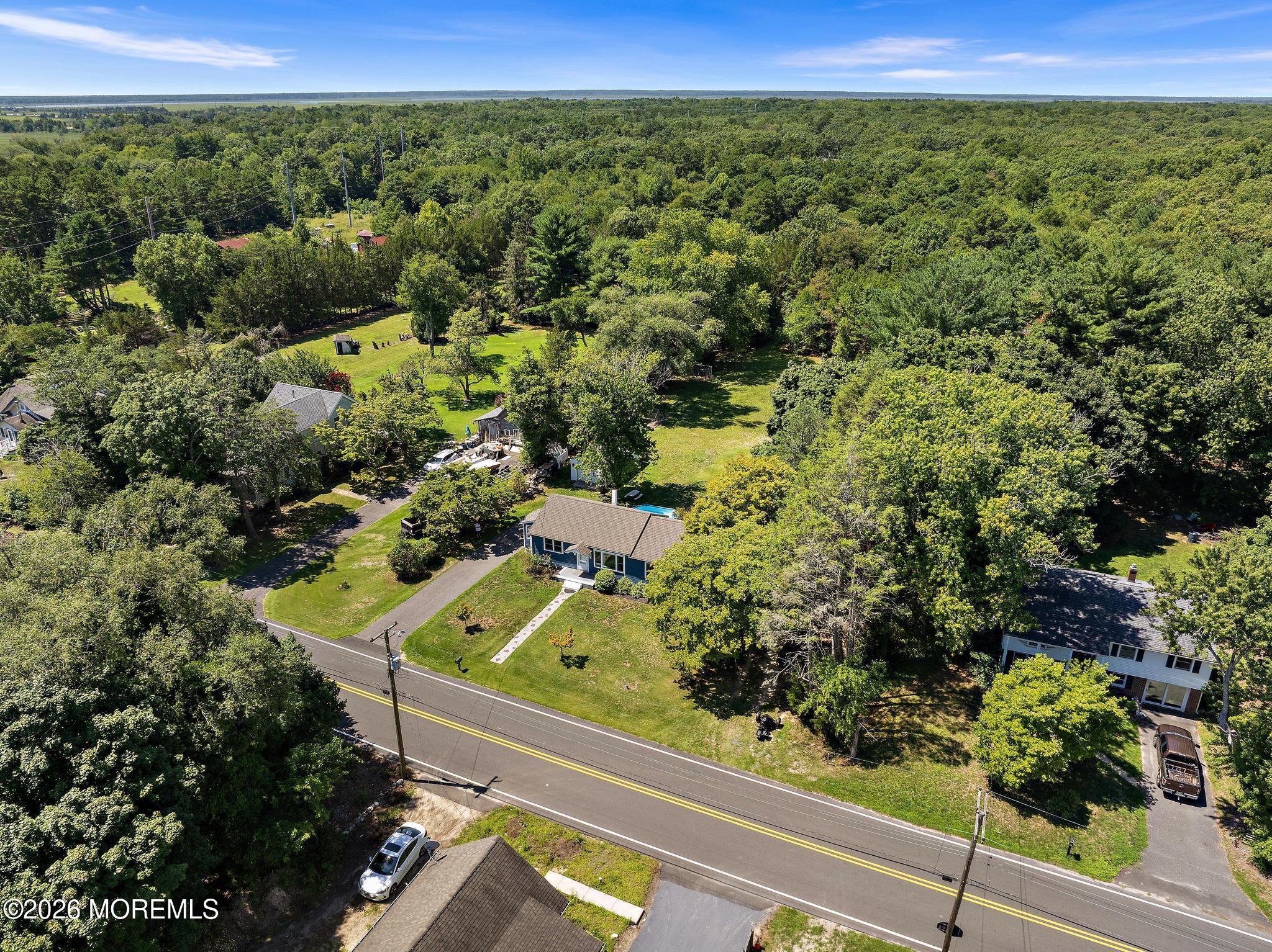 16 S Maple Avenue
