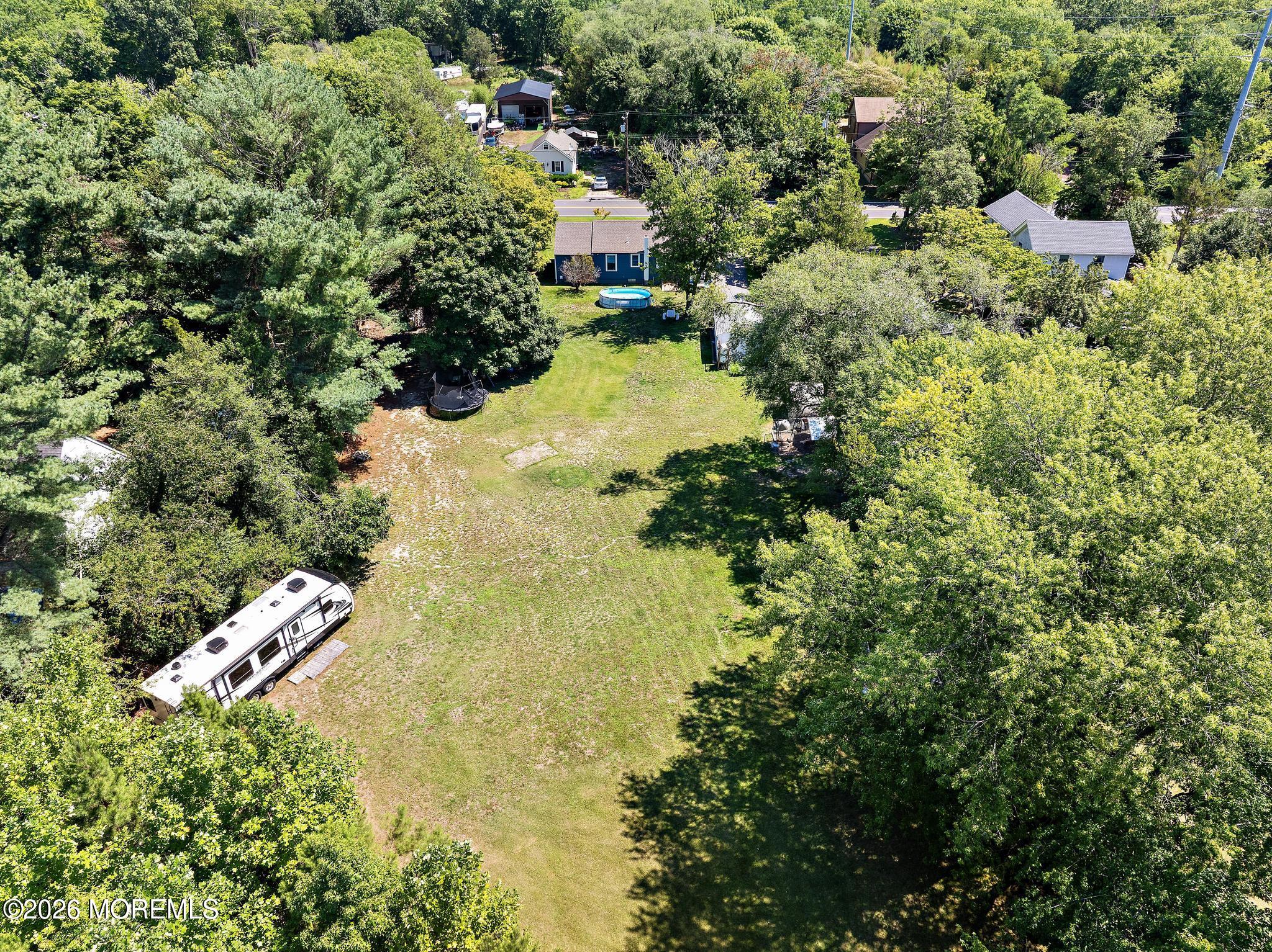 16 S Maple Avenue