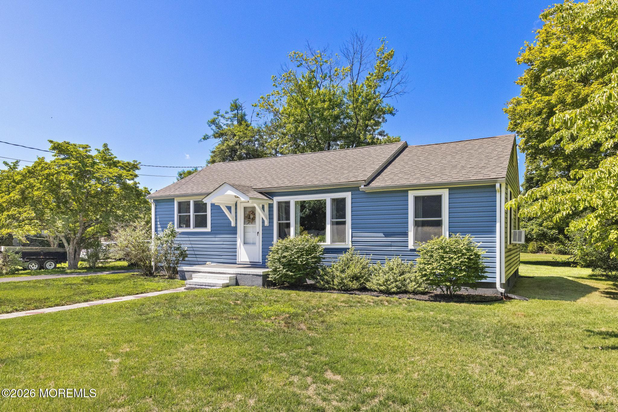 16 S Maple Avenue