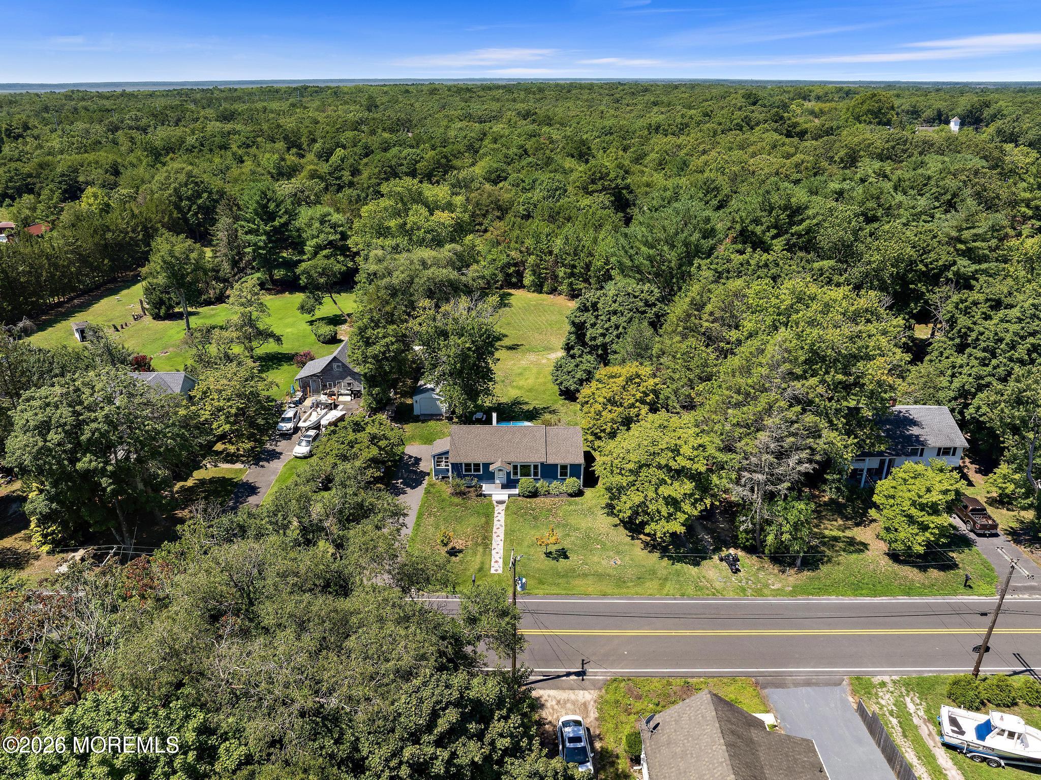 16 S Maple Avenue