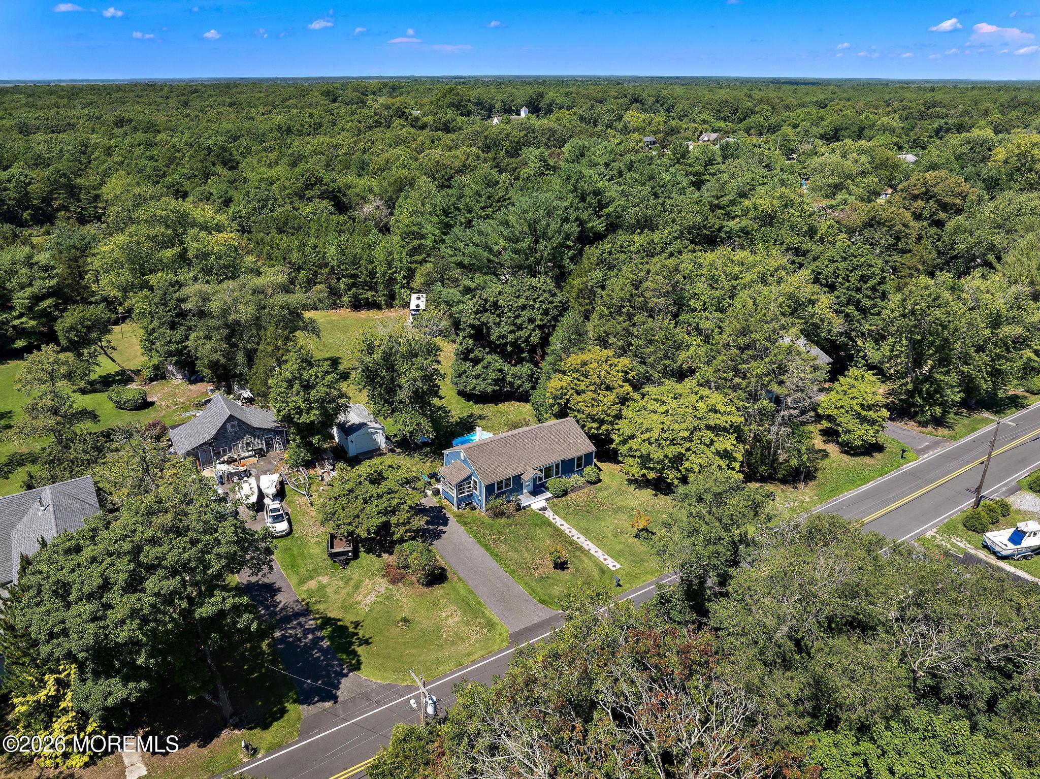 16 S Maple Avenue