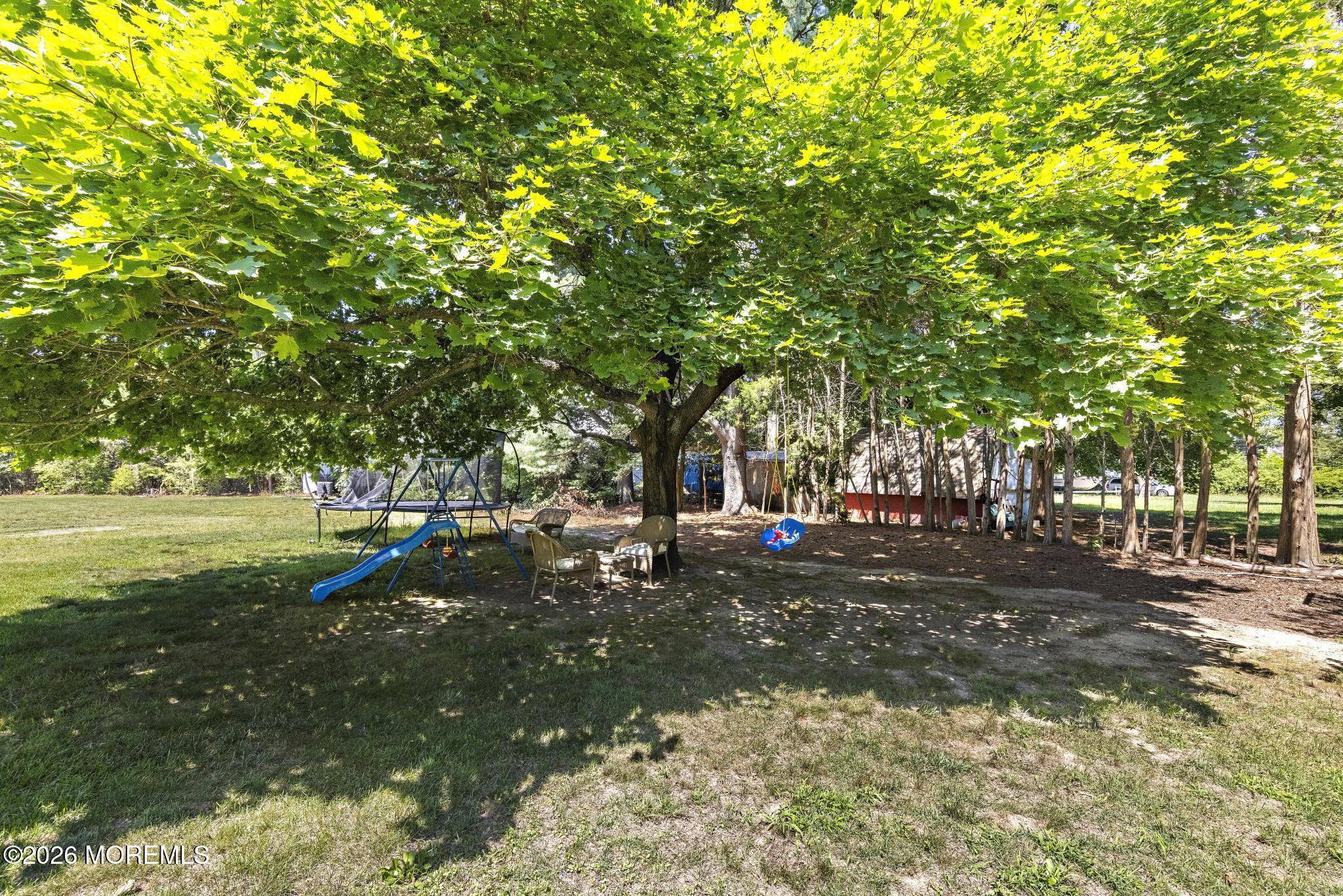 16 S Maple Avenue