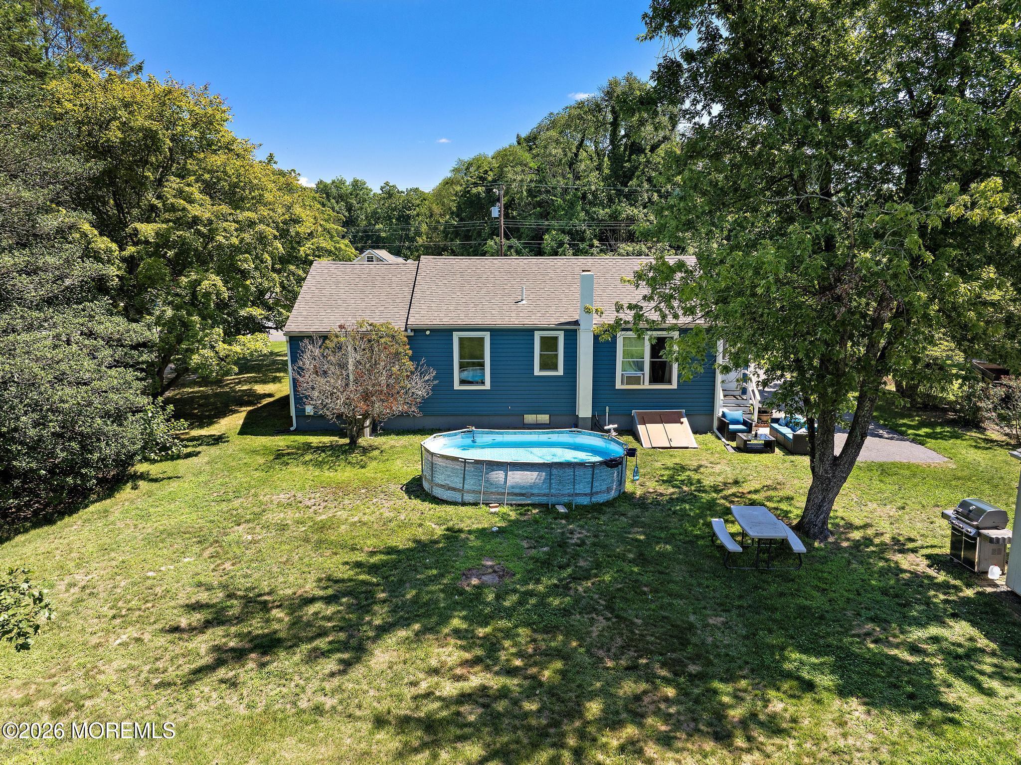 16 S Maple Avenue