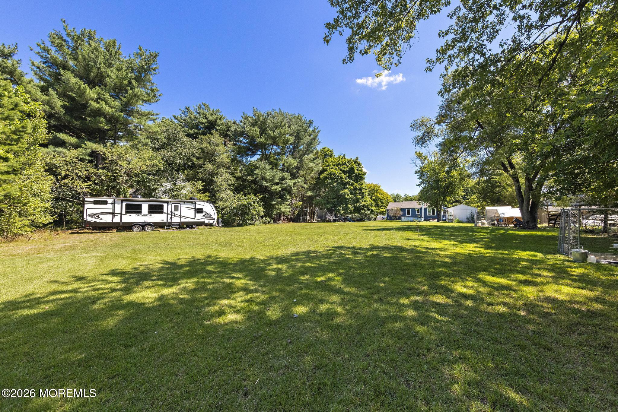 16 S Maple Avenue