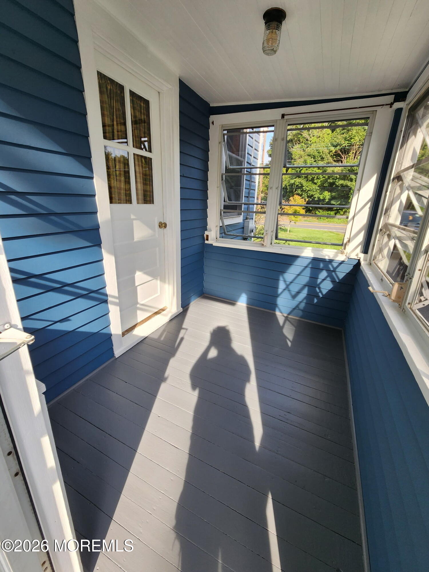 16 S Maple Avenue