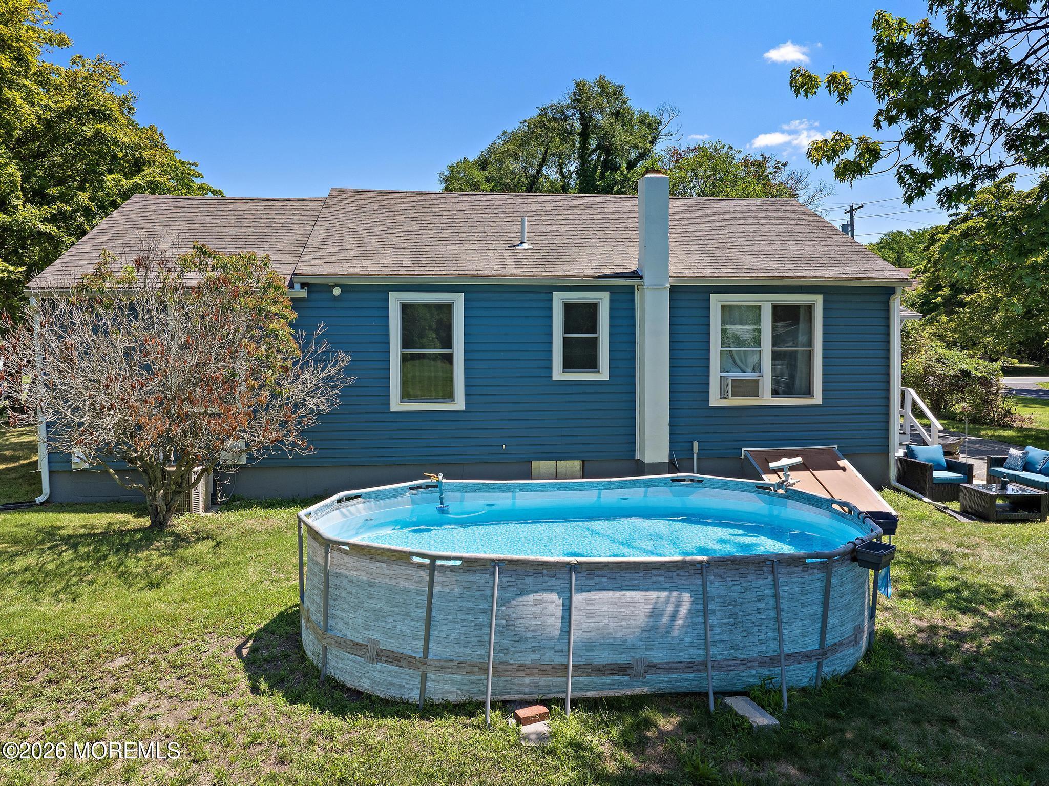 16 S Maple Avenue