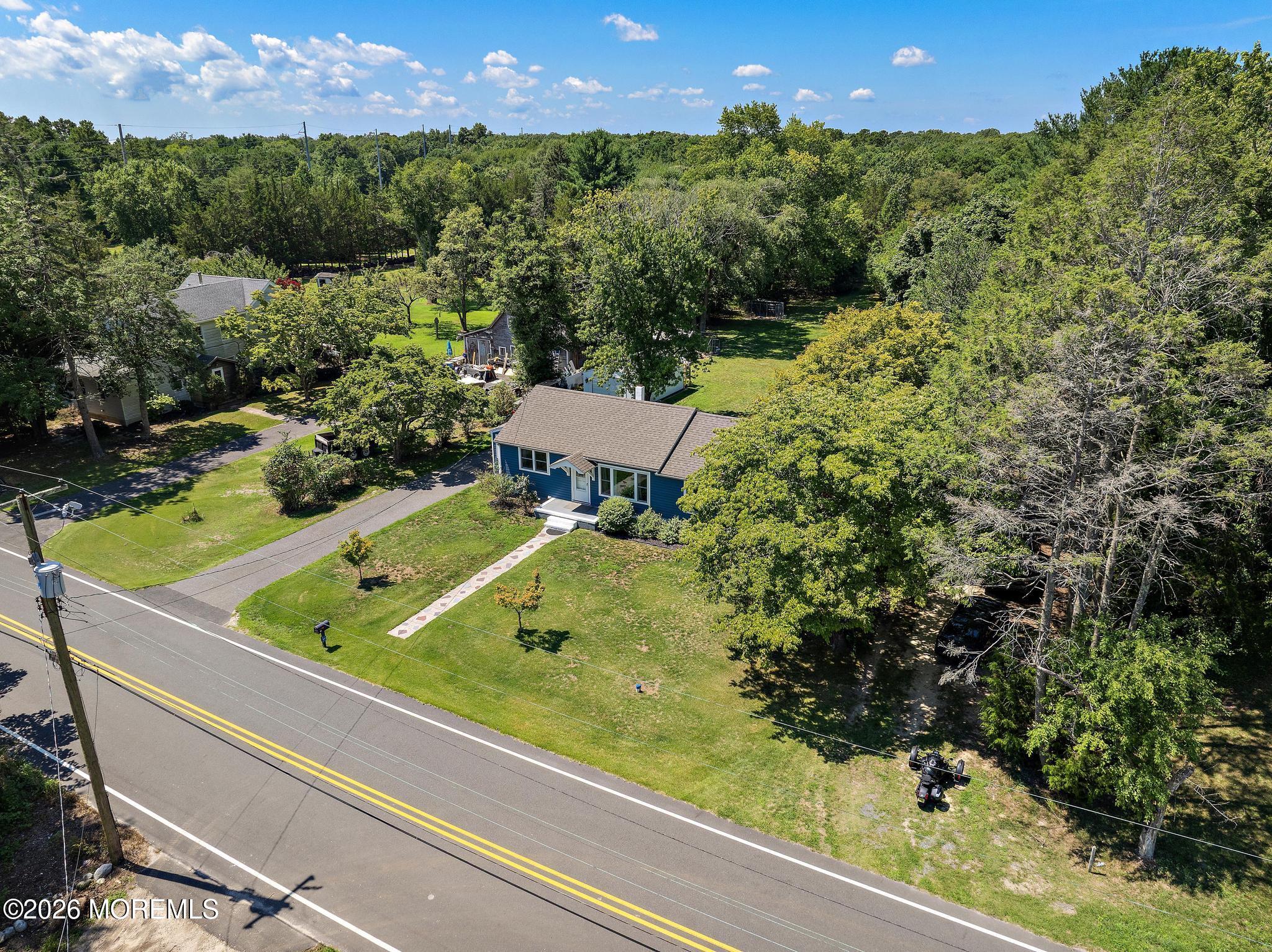 16 S Maple Avenue