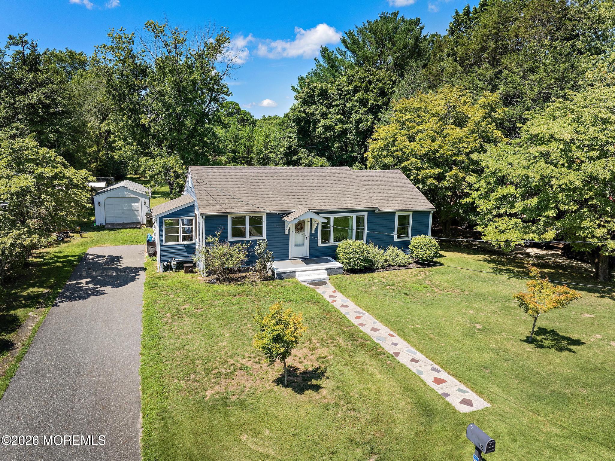 16 S Maple Avenue