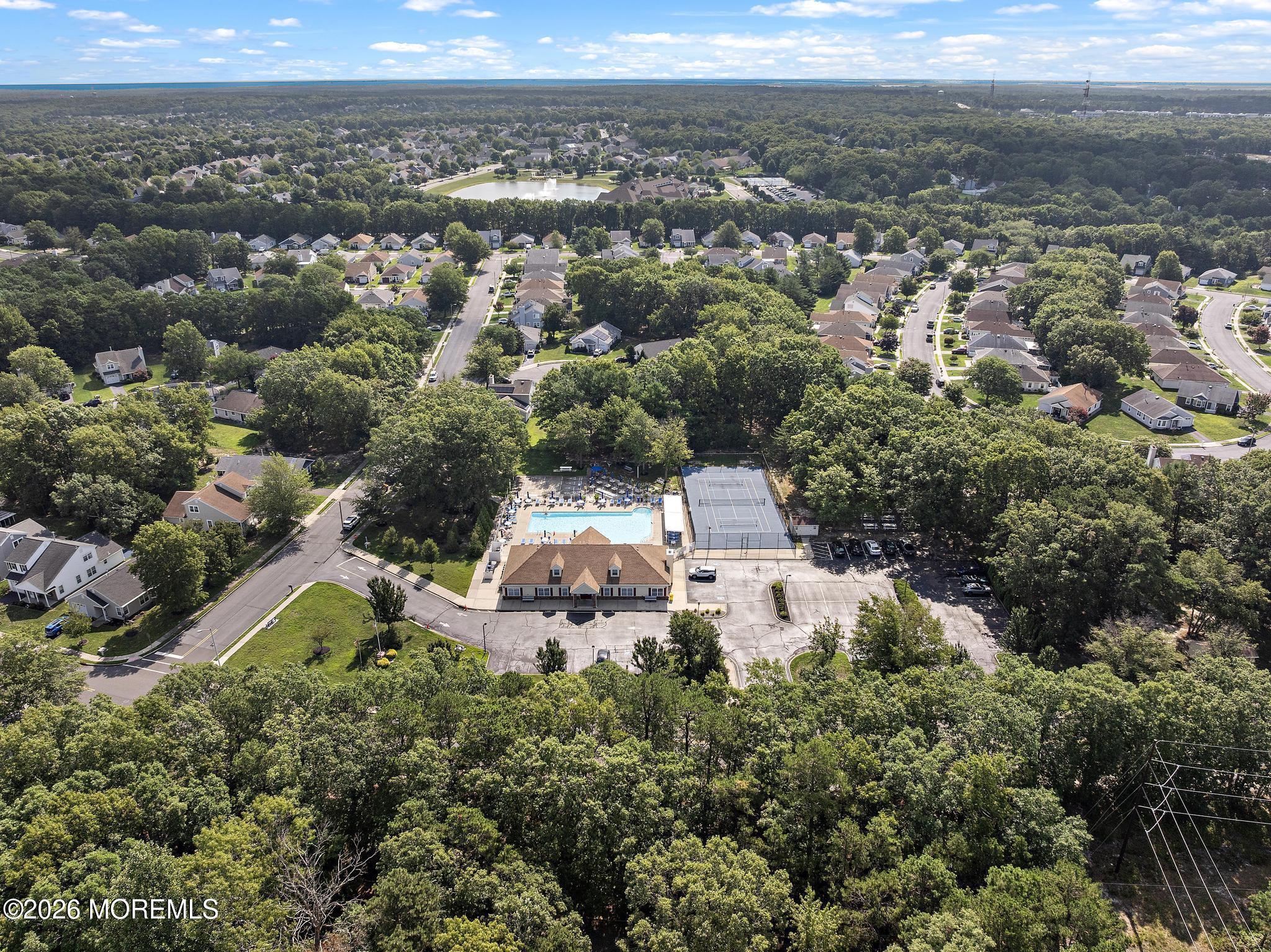40 Pine Oak Boulevard