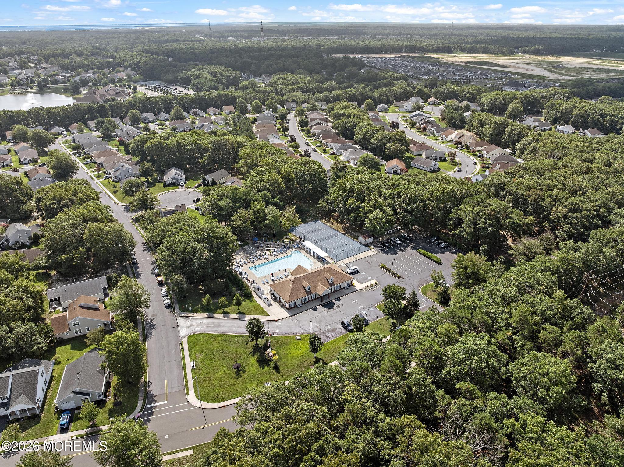 40 Pine Oak Boulevard