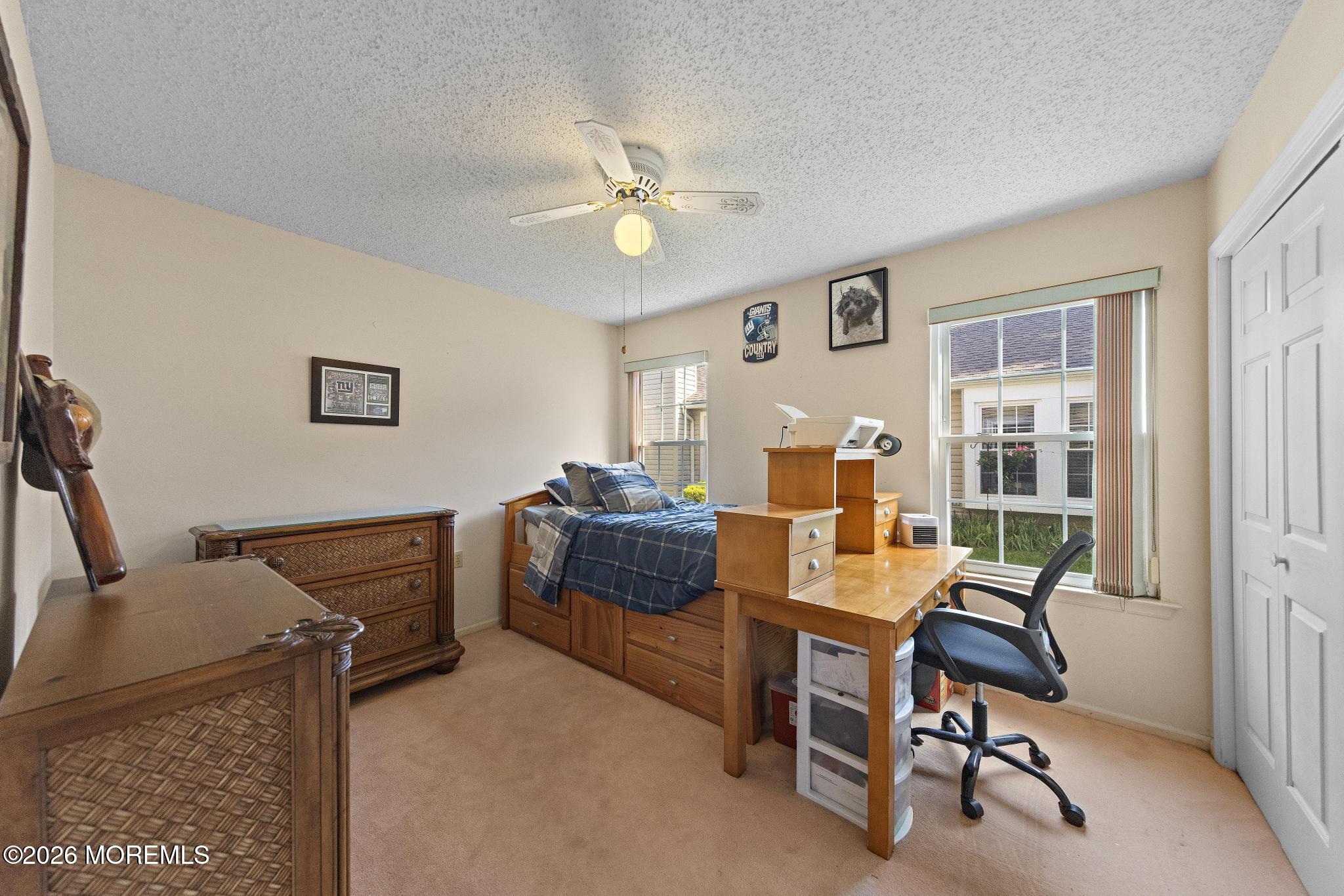 40 Pine Oak Boulevard