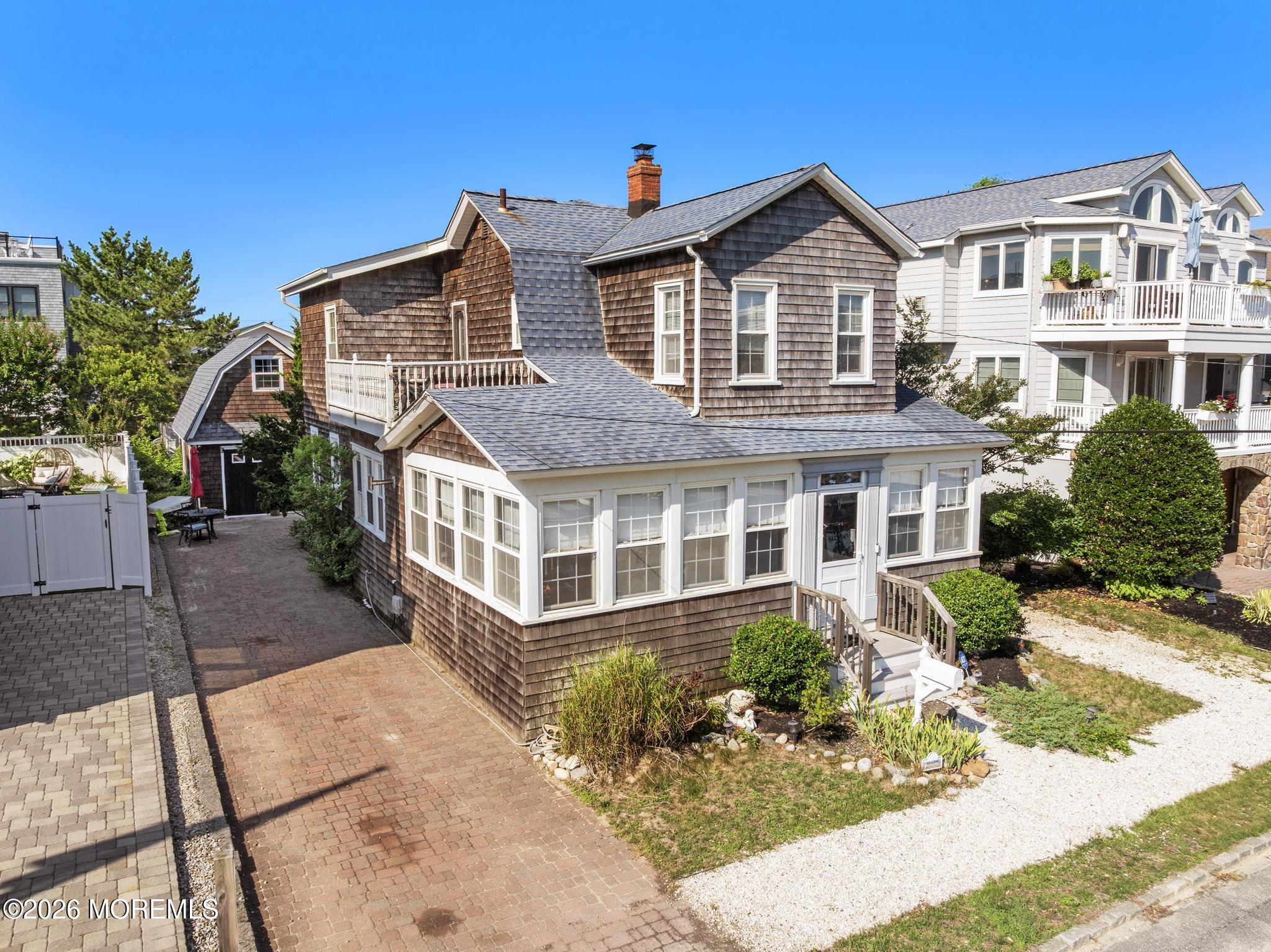 16 N 9th Street