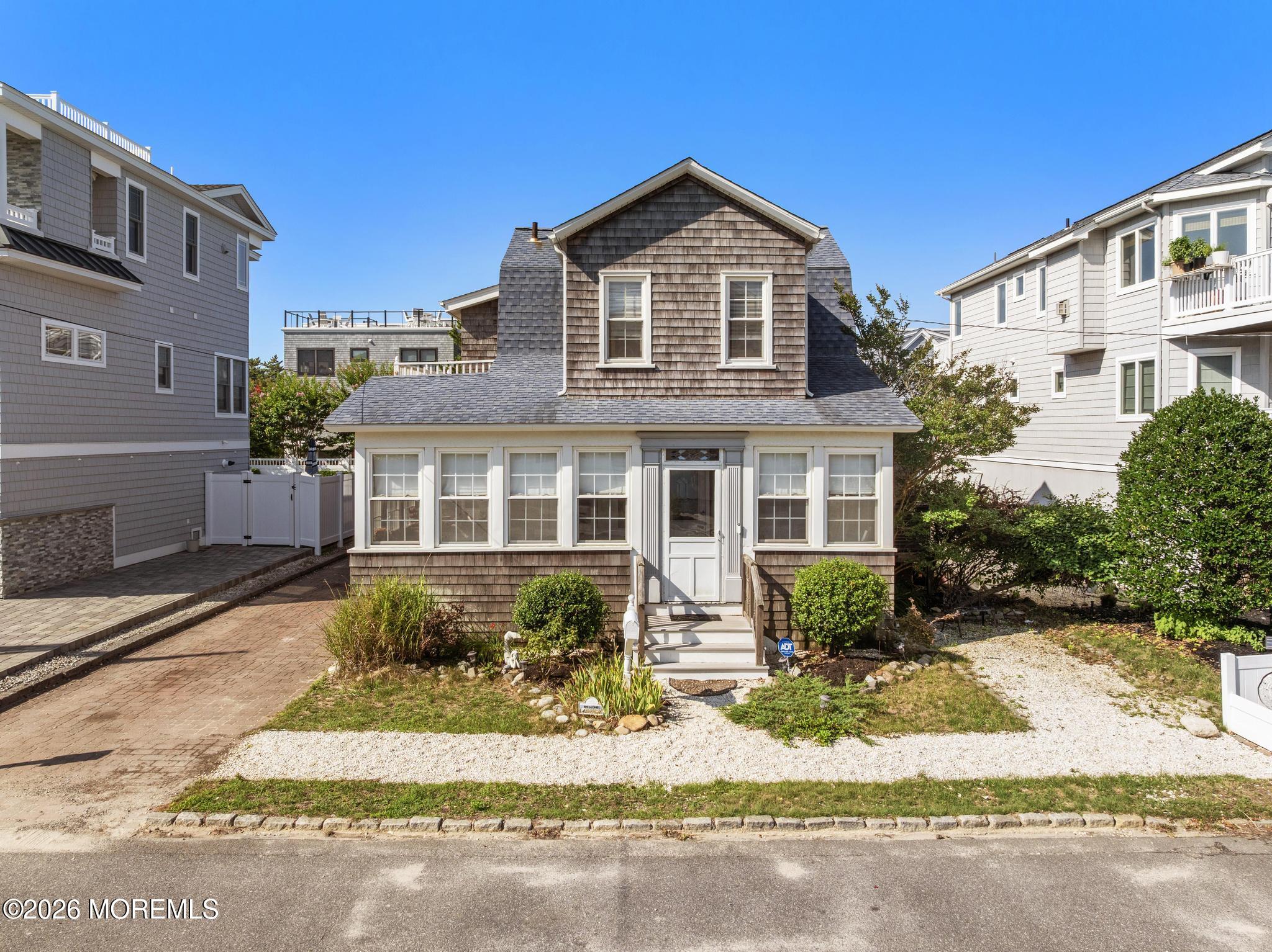 16 N 9th Street