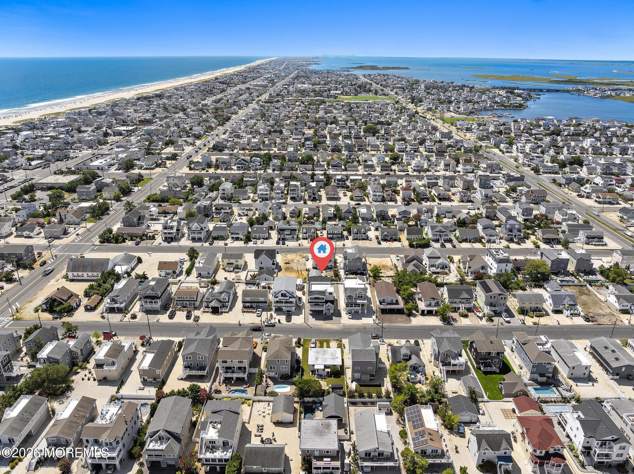 242 N 8th Street