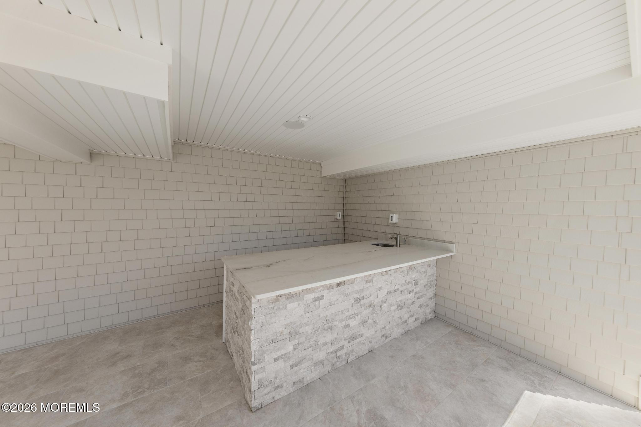242 N 8th Street