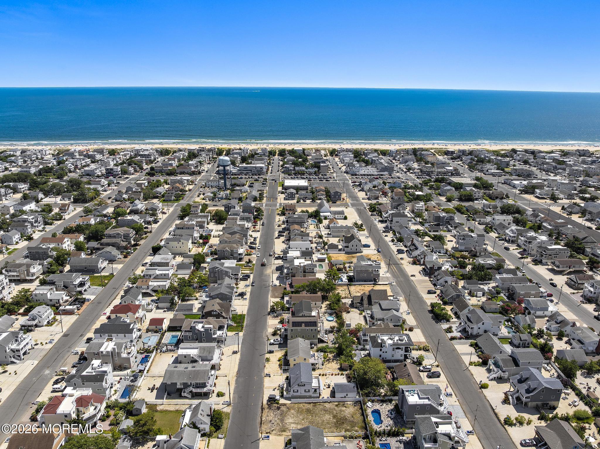 242 N 8th Street