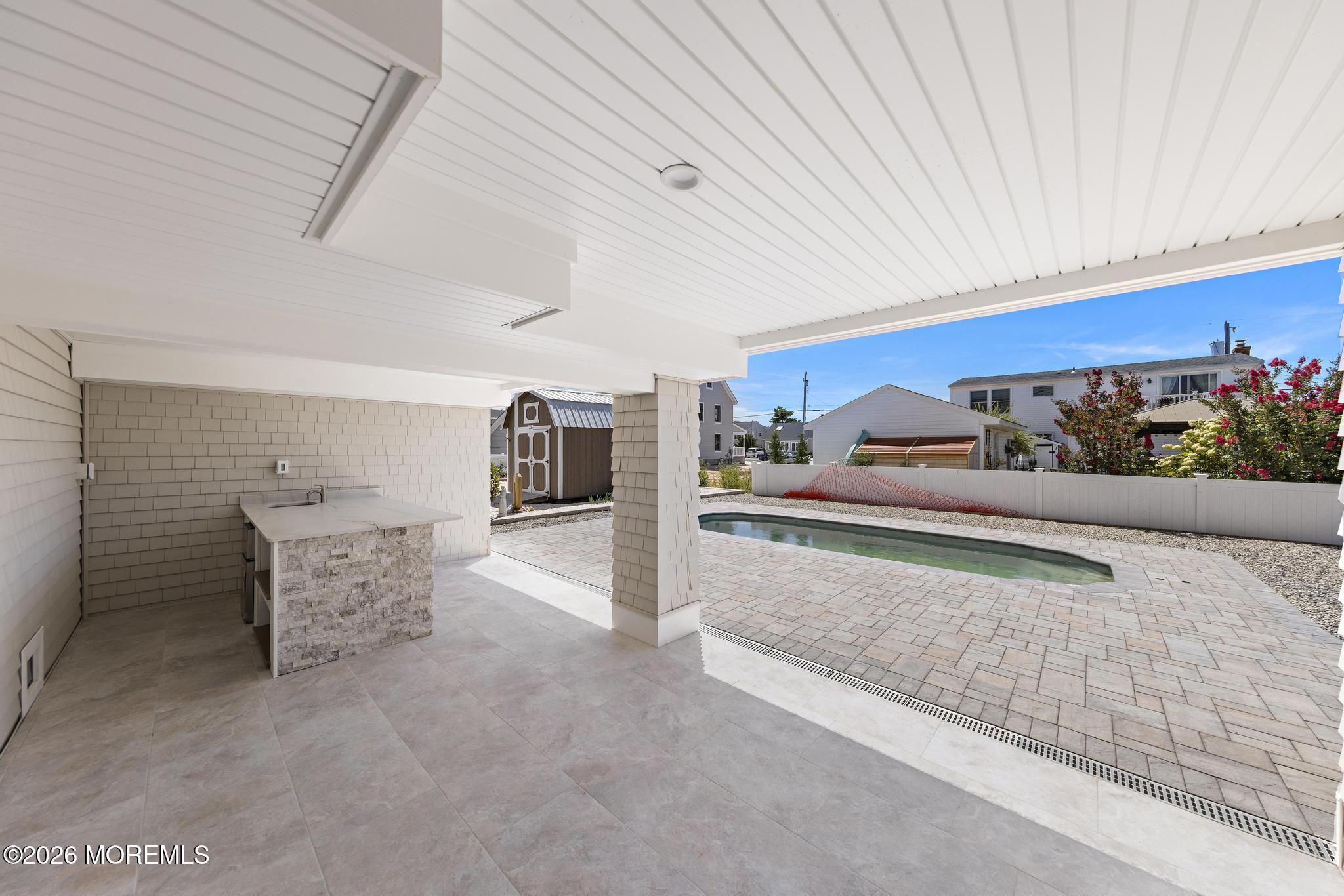 242 N 8th Street