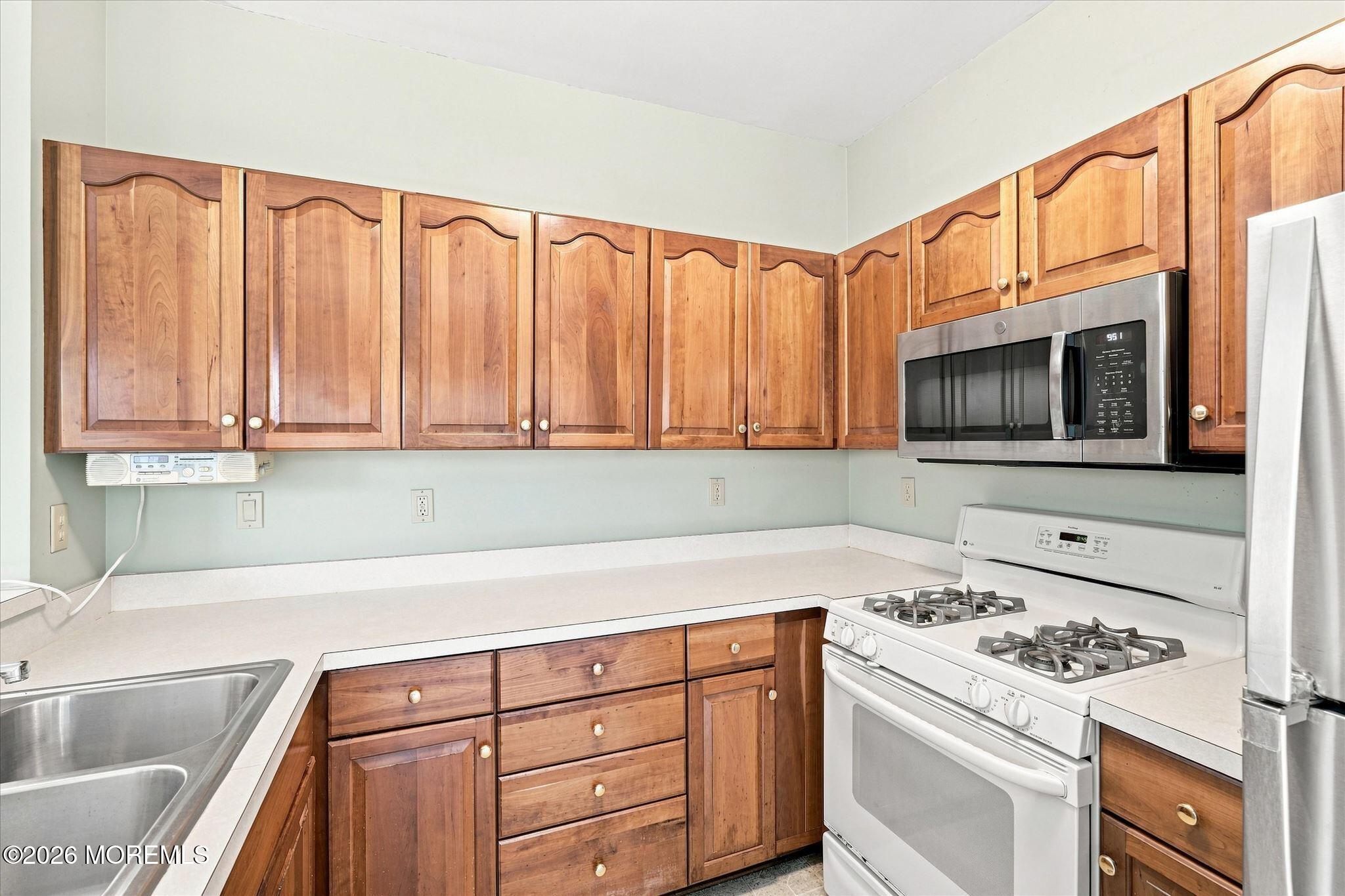 30 Fountain View Drive