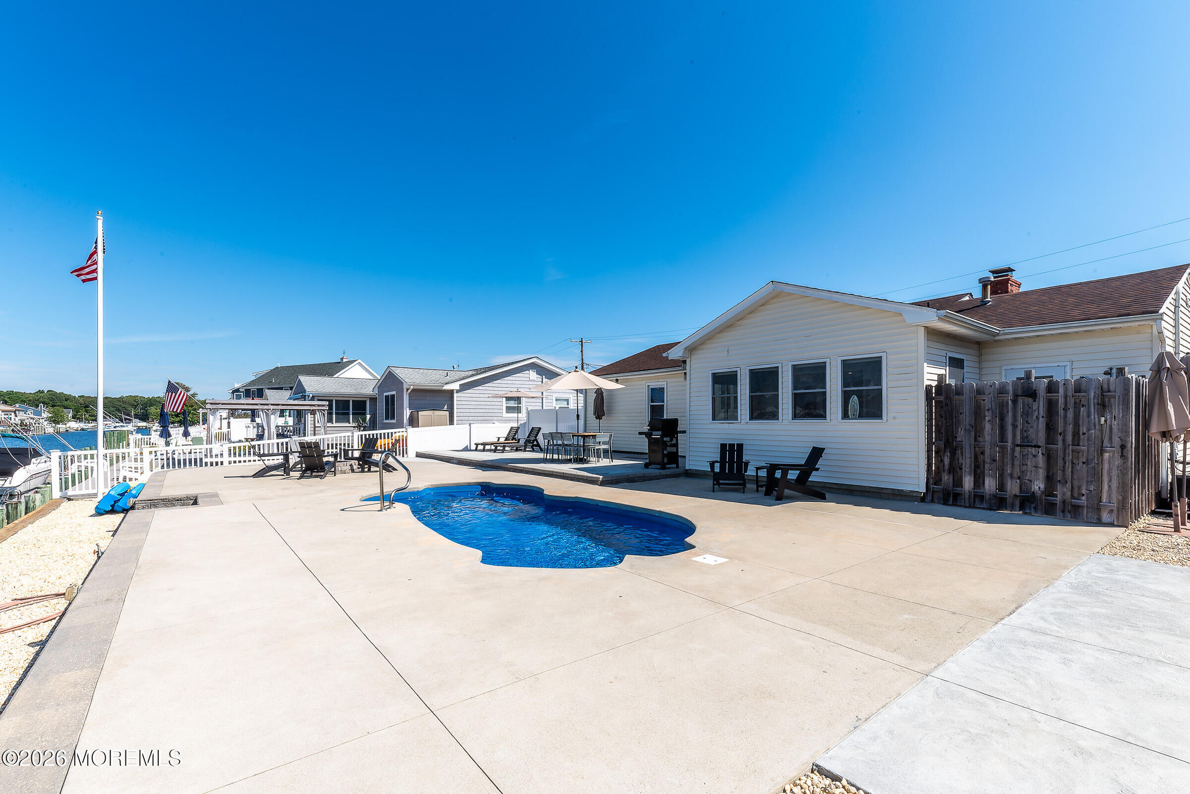 1201 Penguin Court