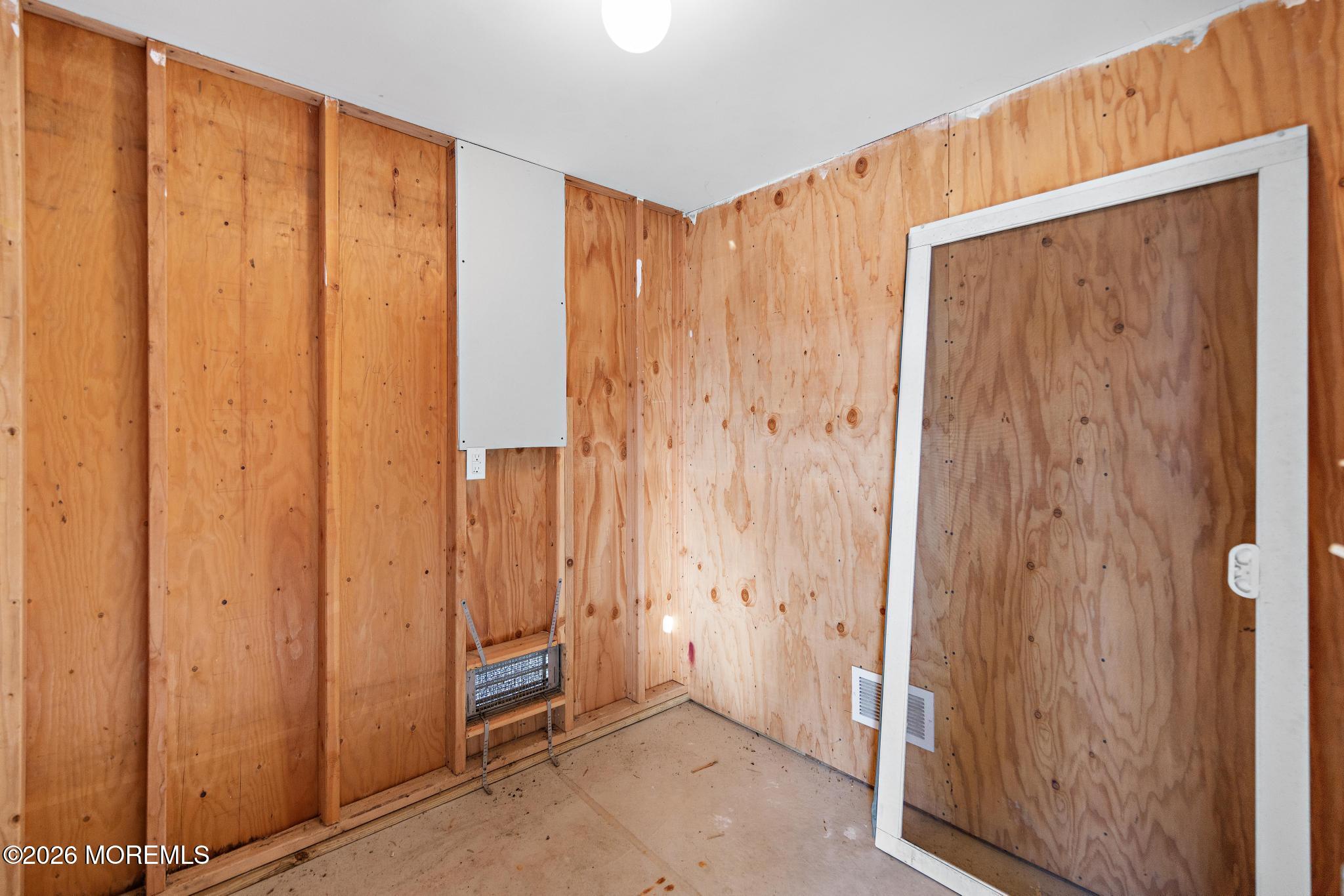 1153 Radio Road