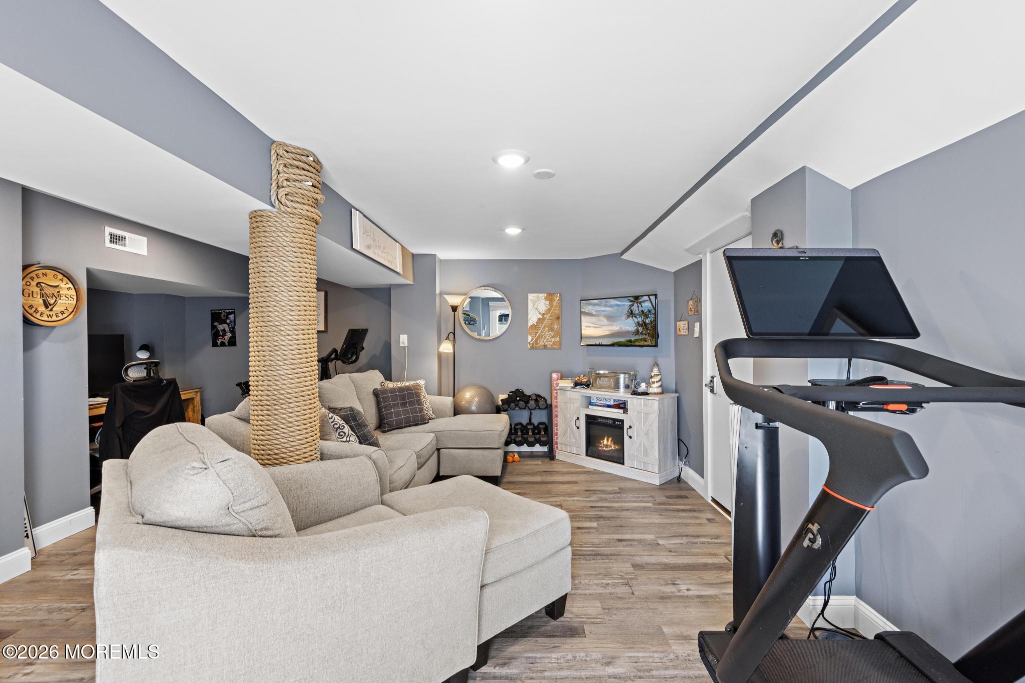48 N 11th Street