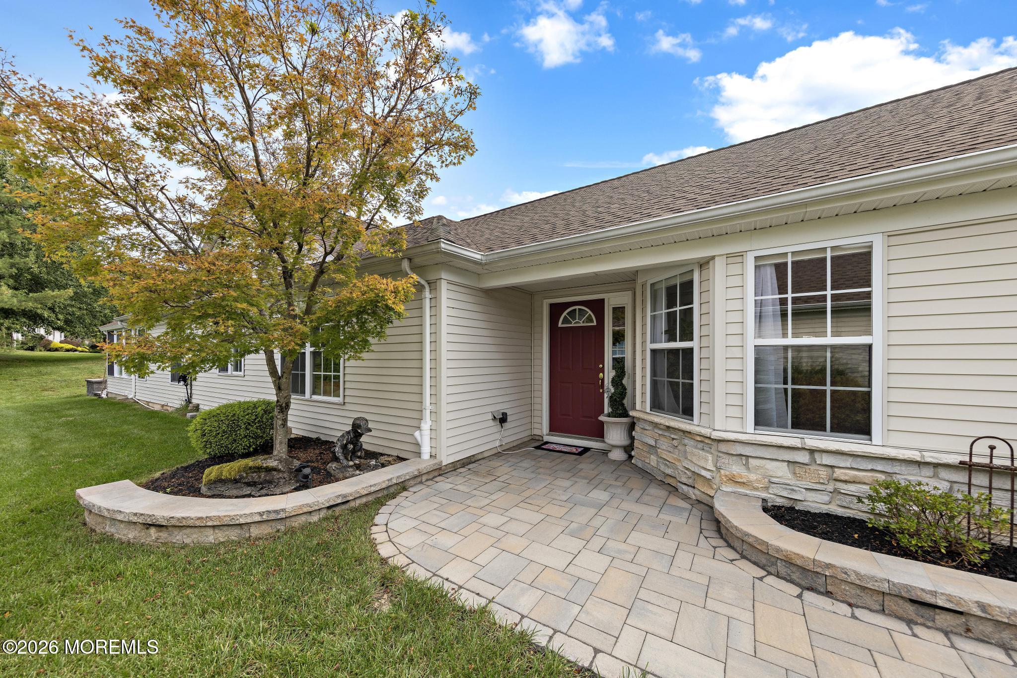21 Schoolhouse Lane