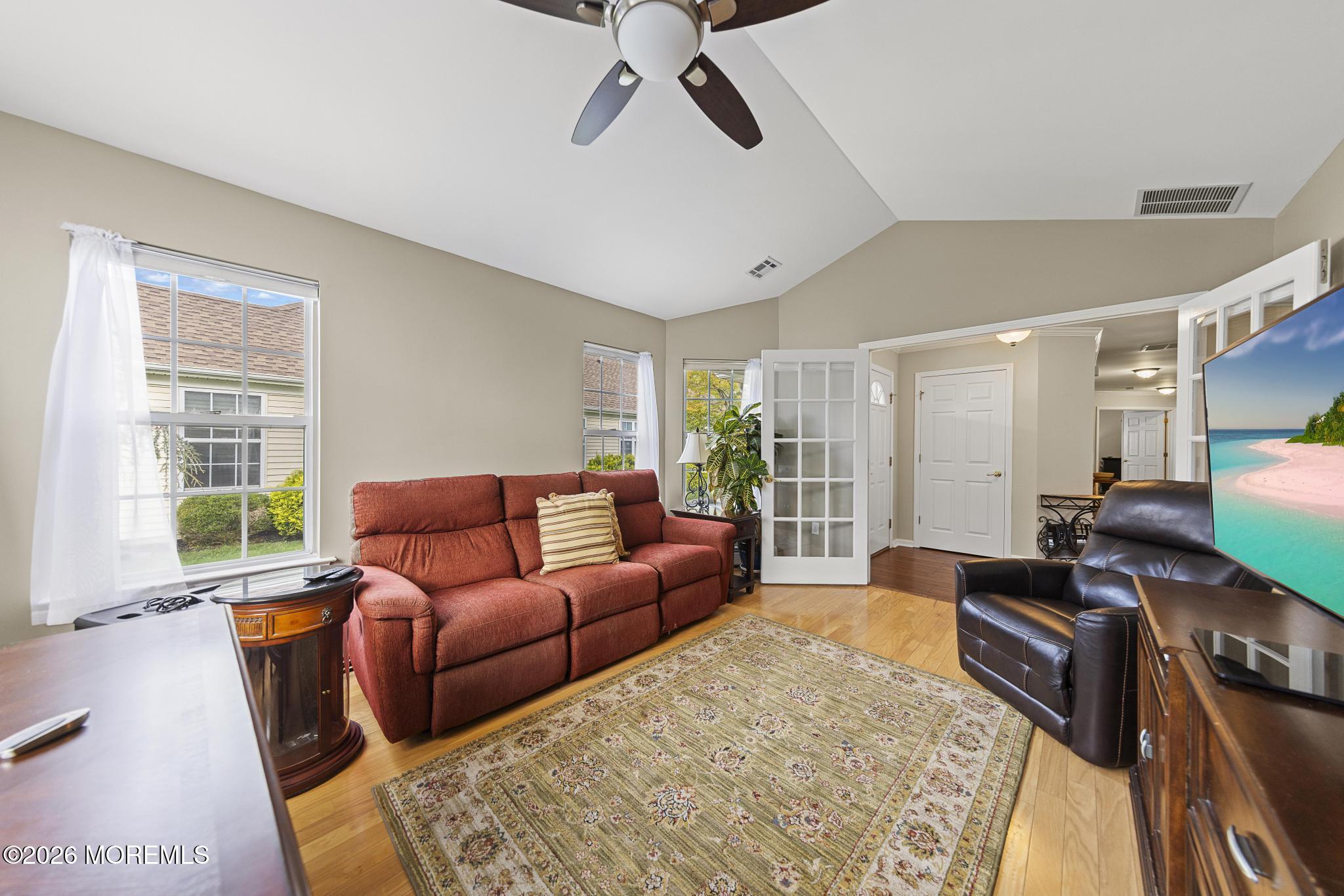 21 Schoolhouse Lane