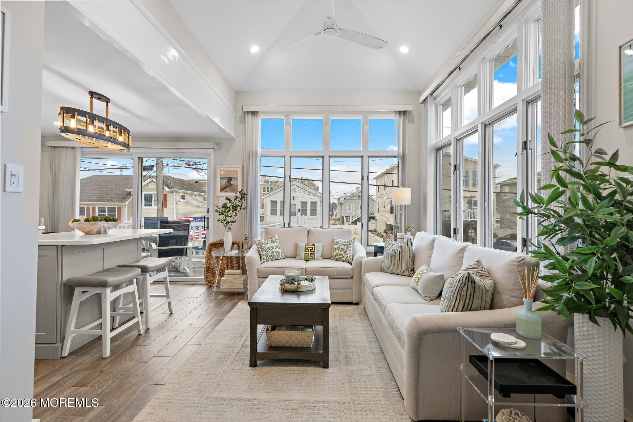 30 W Winifred Avenue