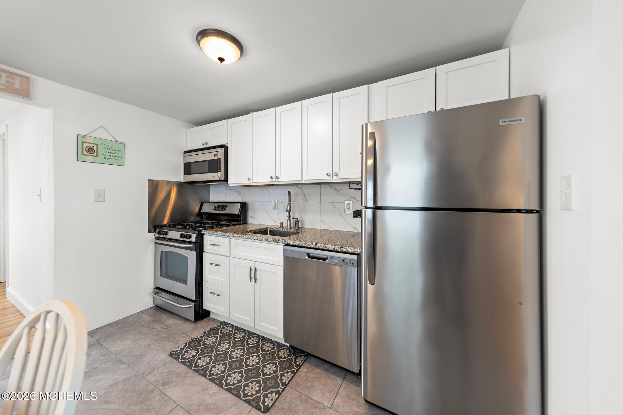 22 Mea Lane
