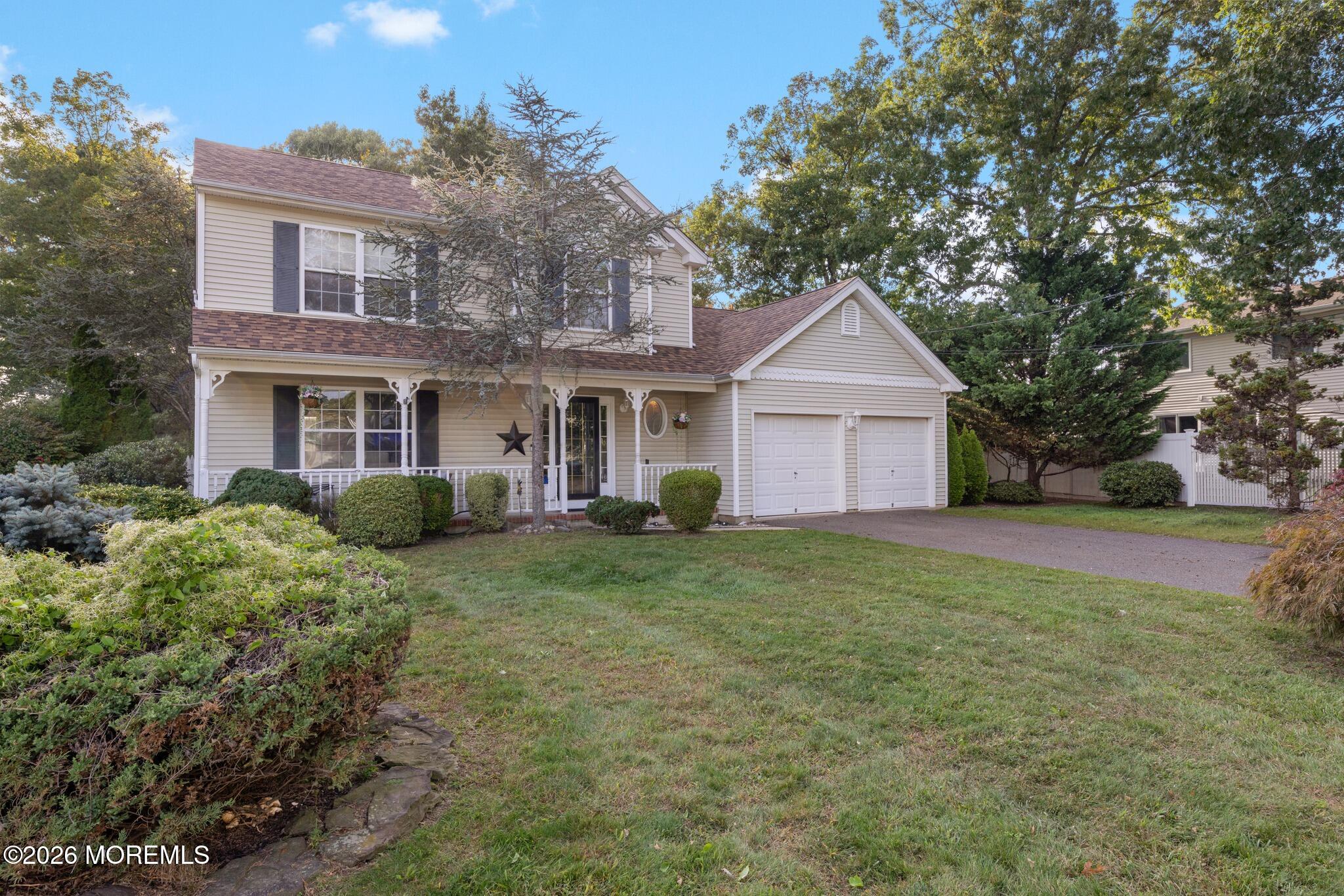 261 Wave Road