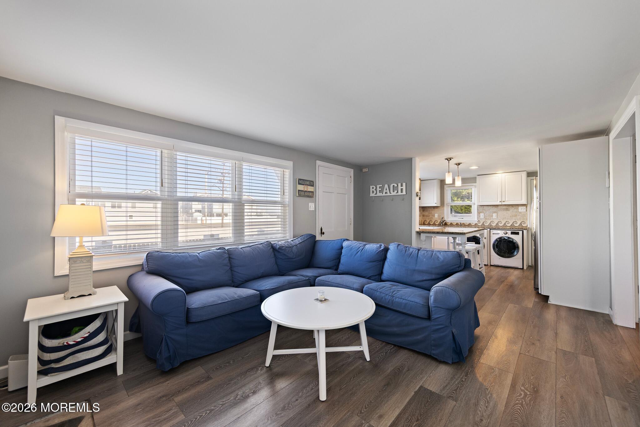 7 E 21st Street