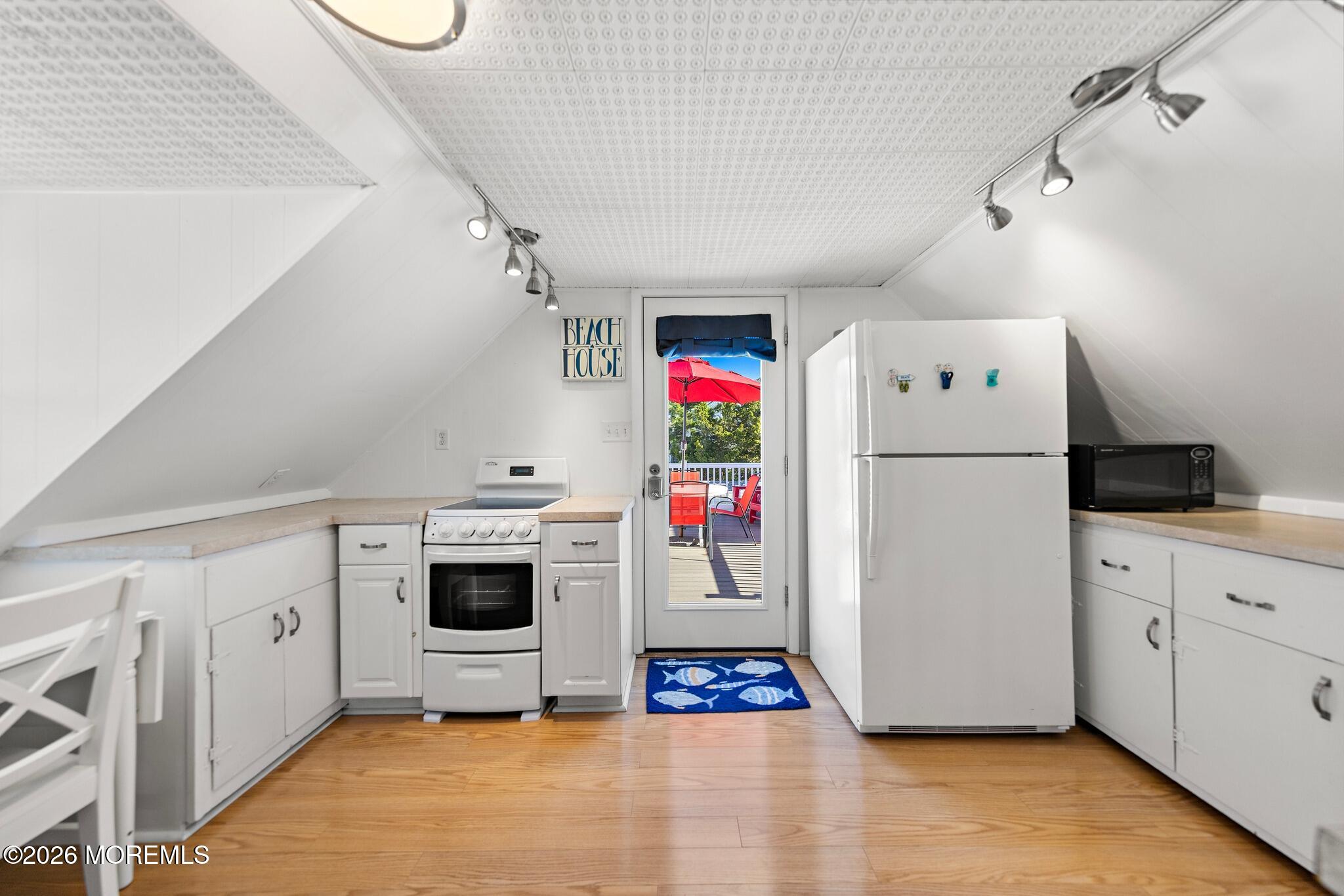 7 E 21st Street